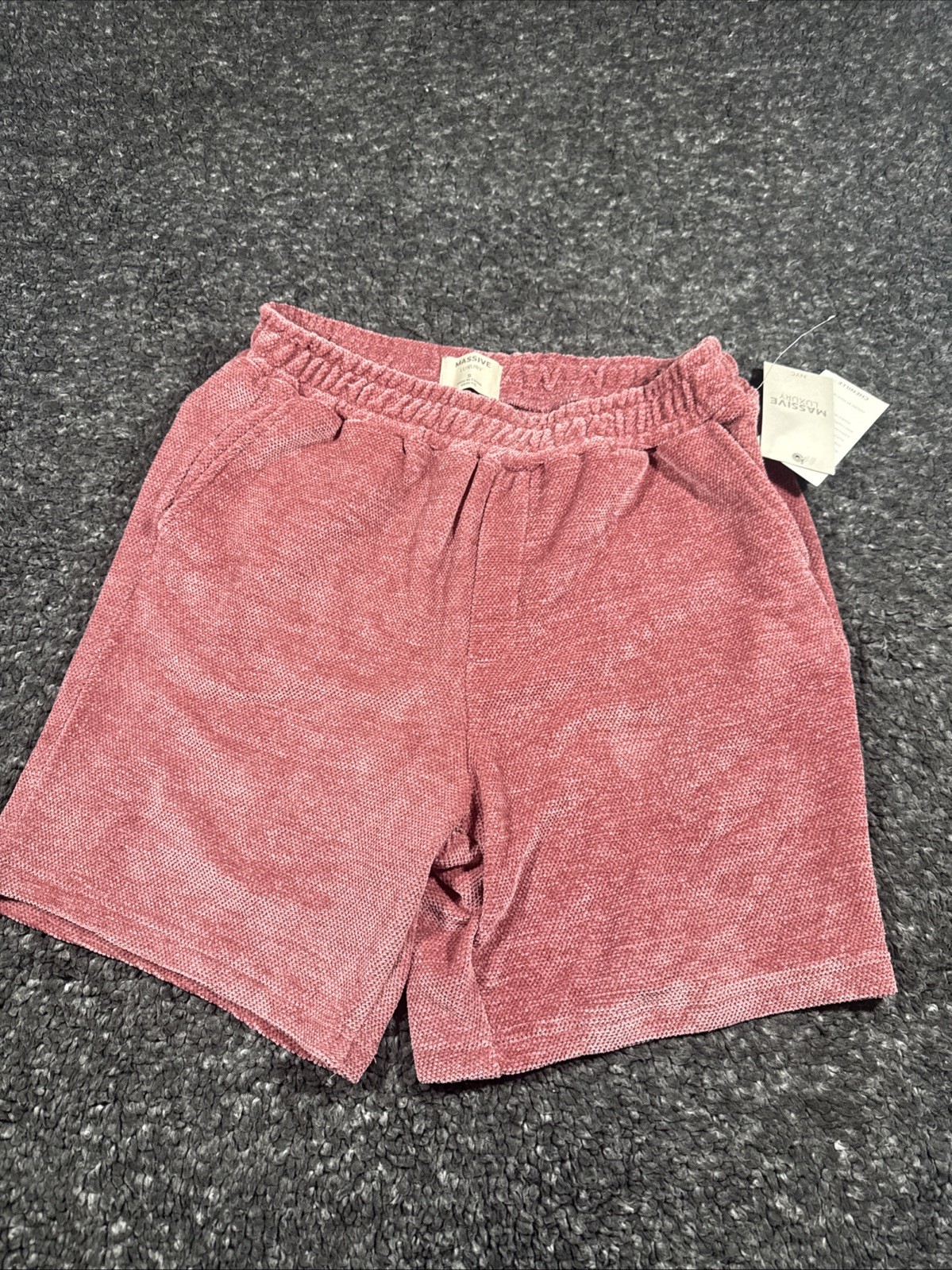 Massive Luxury NYC Woven Shorts in Chenille Men’s Size Small NWT Brand New Rose Massive Luxury NYC Woven Shorts in Chenille Men’s Size Small NWT Brand New Rose