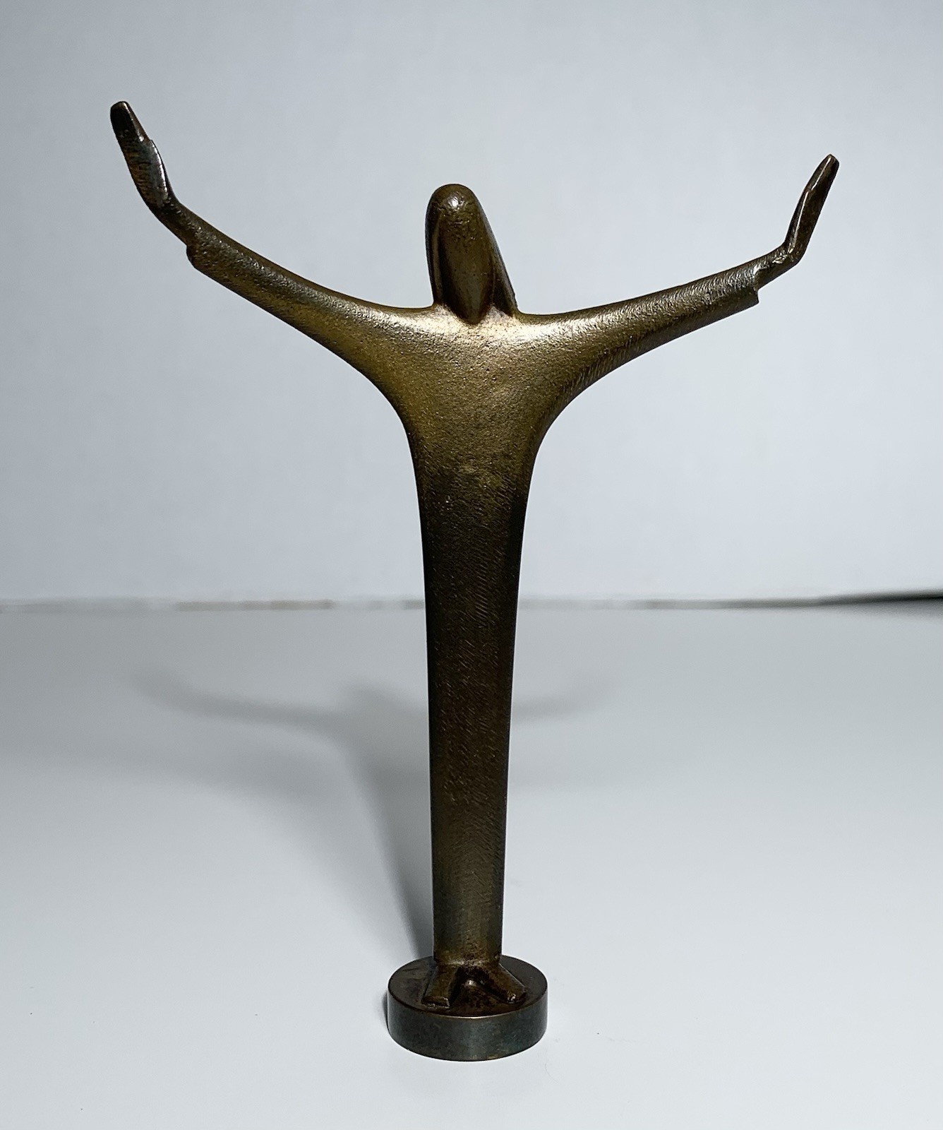 HAGENAUER BRONZE JESUS CHRIST FIGURINE SIGNED Original WIEN AUSTRIAN Vintage