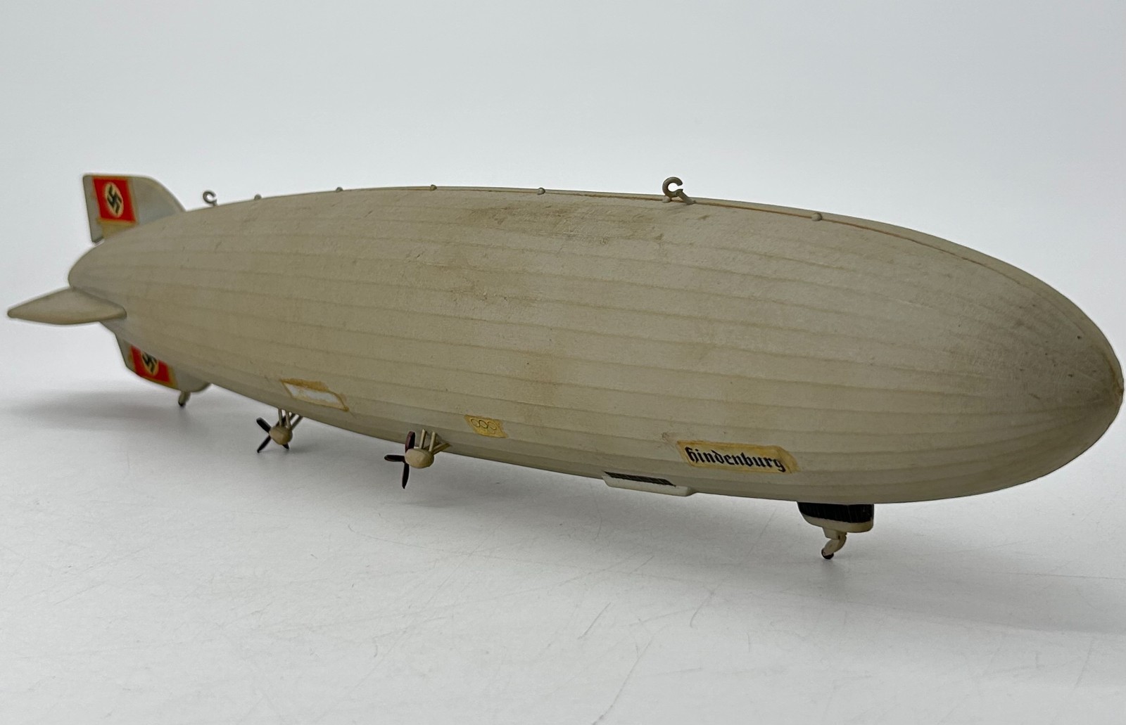 Vintage Hindenburg D-LZ129 Zeppelin Airship Model with 4 Propellers