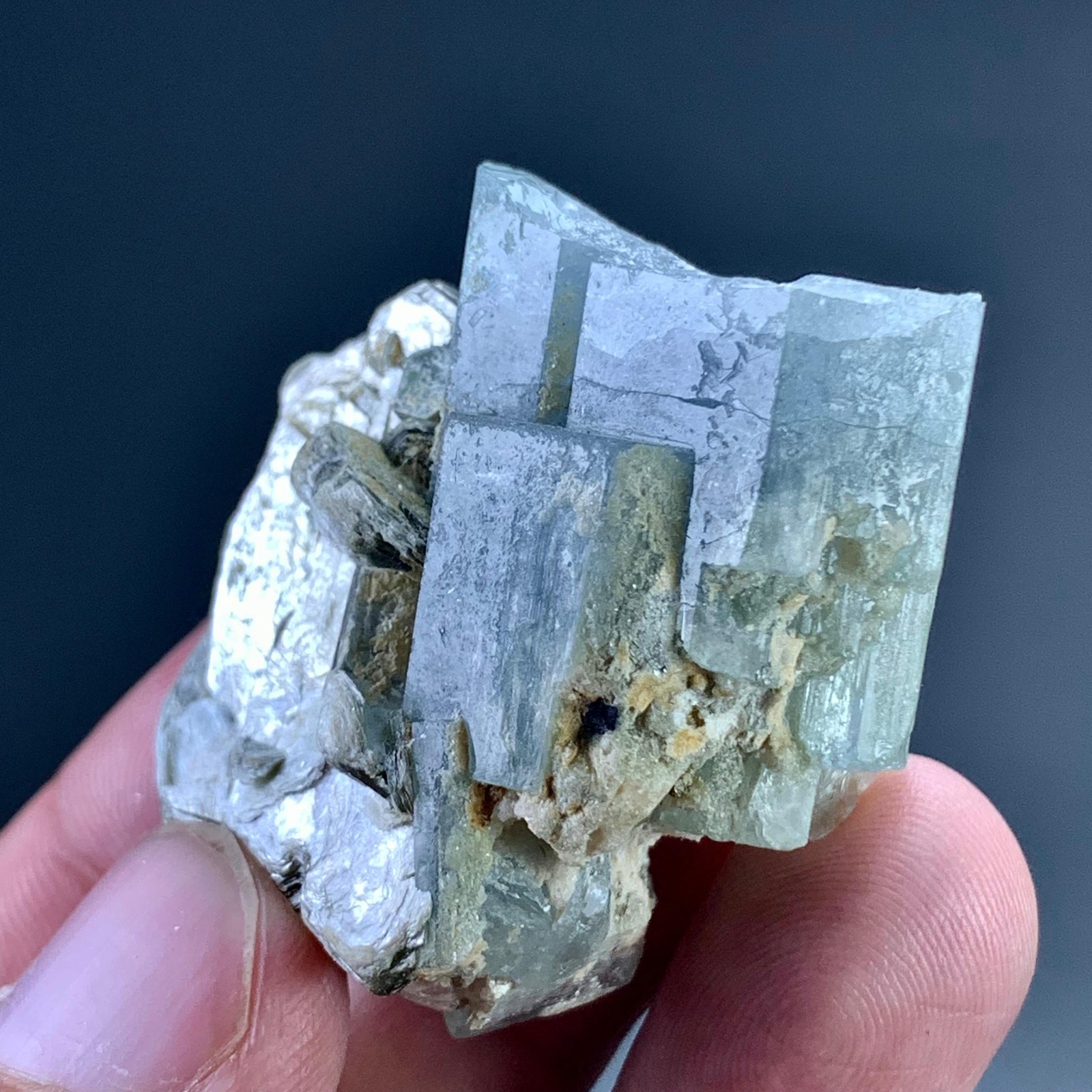 178 CT Natural Terminated Aquamarine Crystal with Mica From Skardu Pakistan