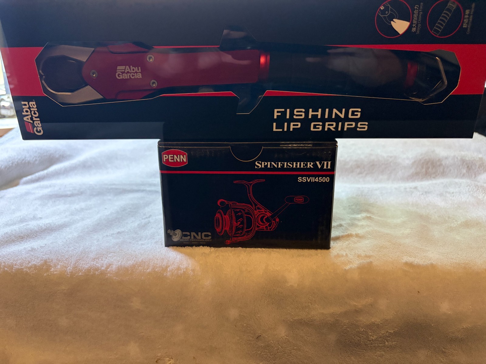 COMBO PACK*PENN SPINFISHER VII 4500*ABU FISHING LIP GRIPS*FREE SHIP COMBO PACK*PENN SPINFISHER VII 4500*ABU FISHING LIP GRIPS*FREE SHIP