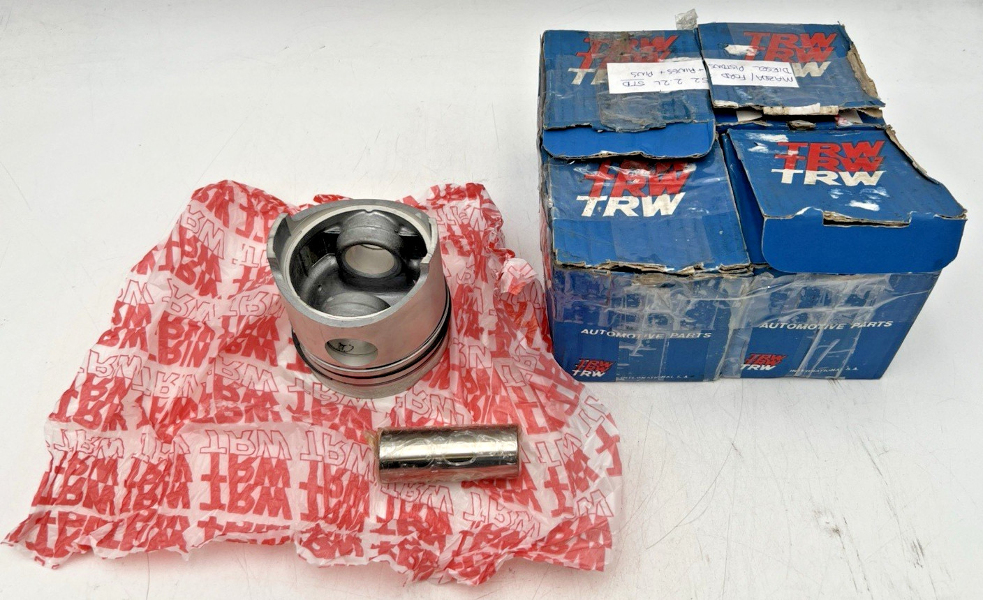 (4) TRW 175-90122-STD MAZDA FORD 2.2L DIESEL RINGS AND PISTONS JAPAN XO
