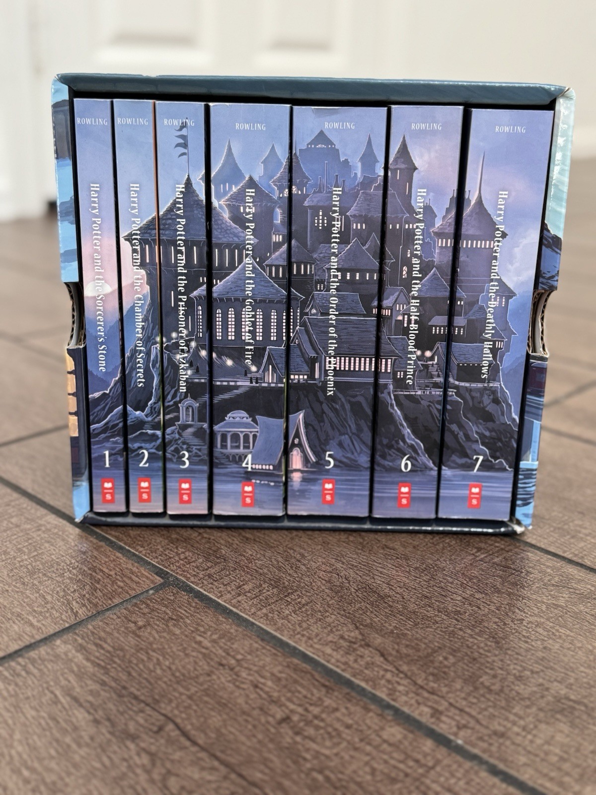 Harry Potter The Complete Series J.K Rowling - Paperback Excellent Condition Harry Potter The Complete Series J.K Rowling - Paperback Excellent Condition
