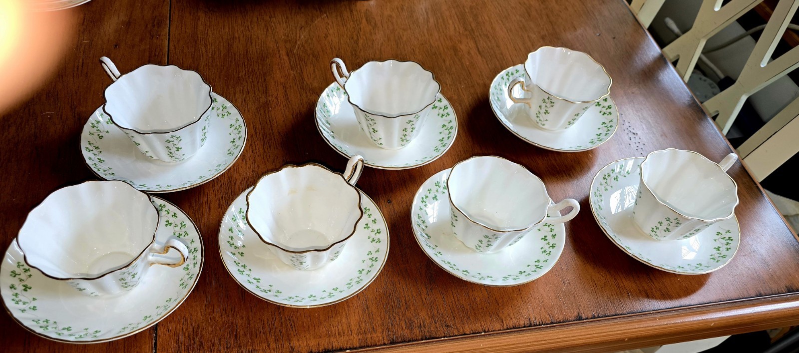 2 Royal Tara Shamrock Scalloped Fine Bone China Cup & Saucer Ireland Excellent 