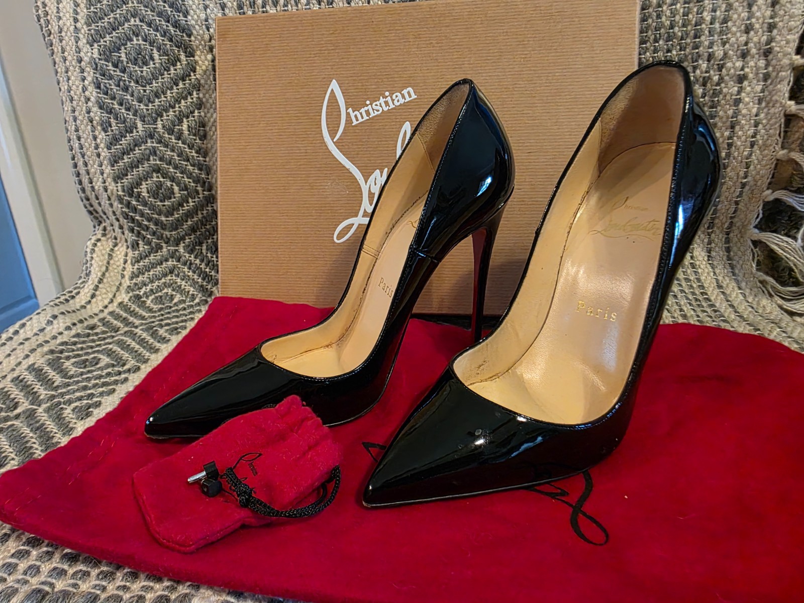 Christian Louboutin So Kate Pointed Toe Pump - Black, US7 Christian Louboutin So Kate Pointed Toe Pump - Black, US7
