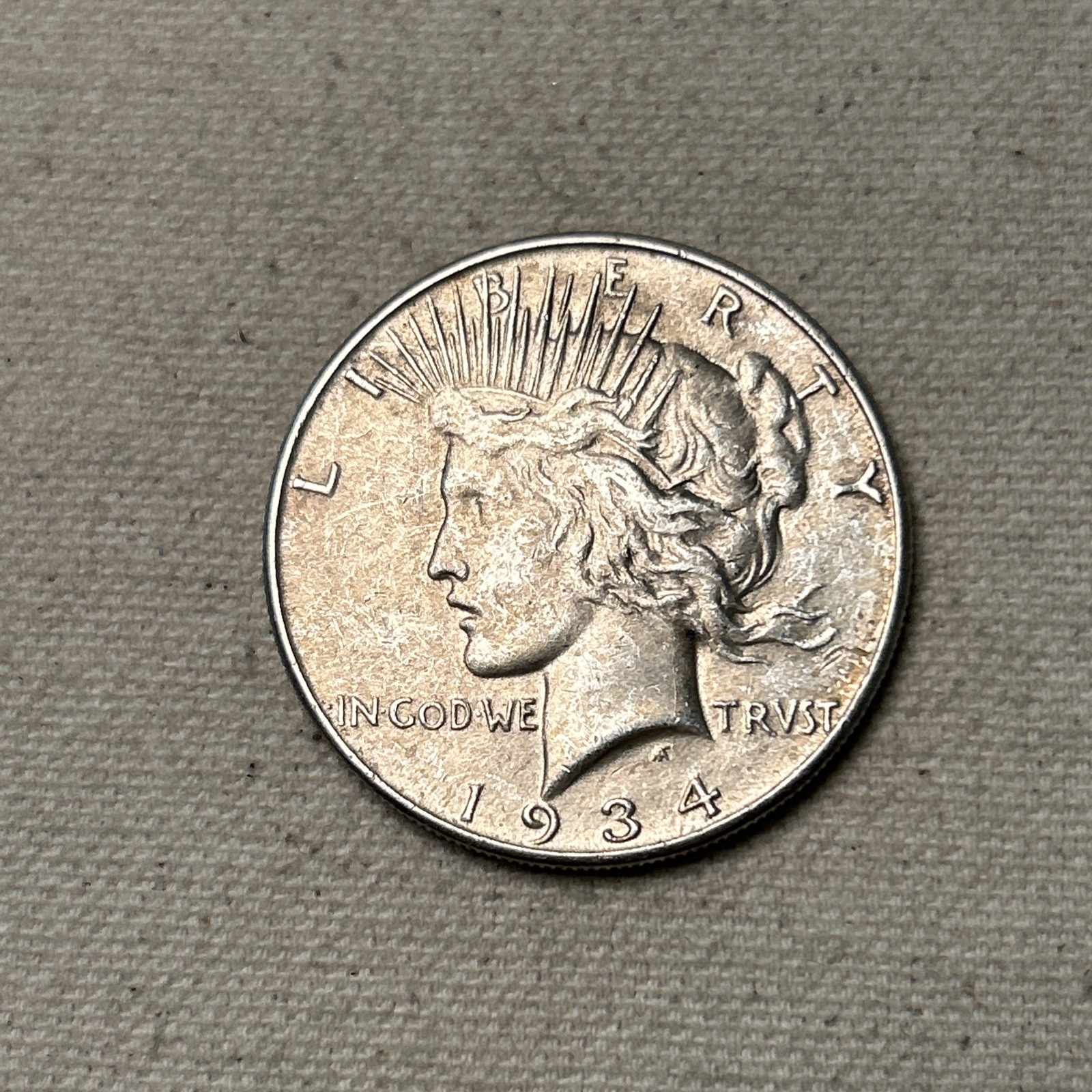 1934 (P) Peace Silver Dollar 90% - Extra Fine - Philadelphia Mint #JM69