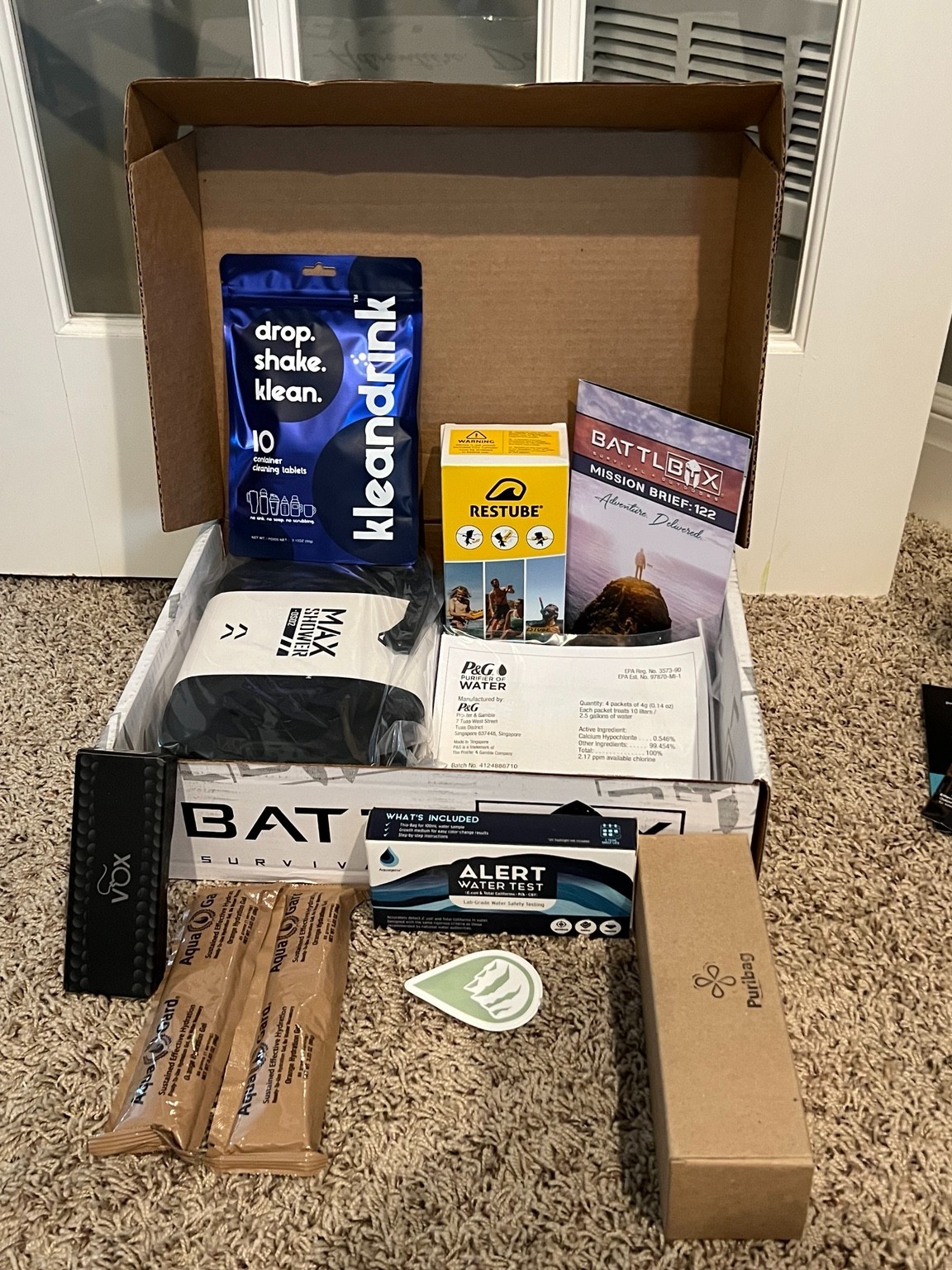 BattlBox Mission 122 Pro Plus Complete Box NEW VOX Kita Knife Flextail Shower