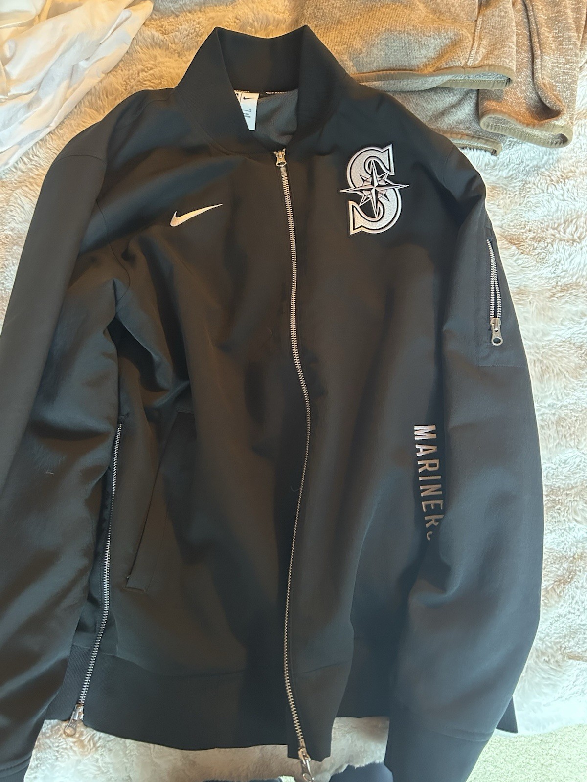 Seattle Mariners Nike Jacket 2026 Size Large