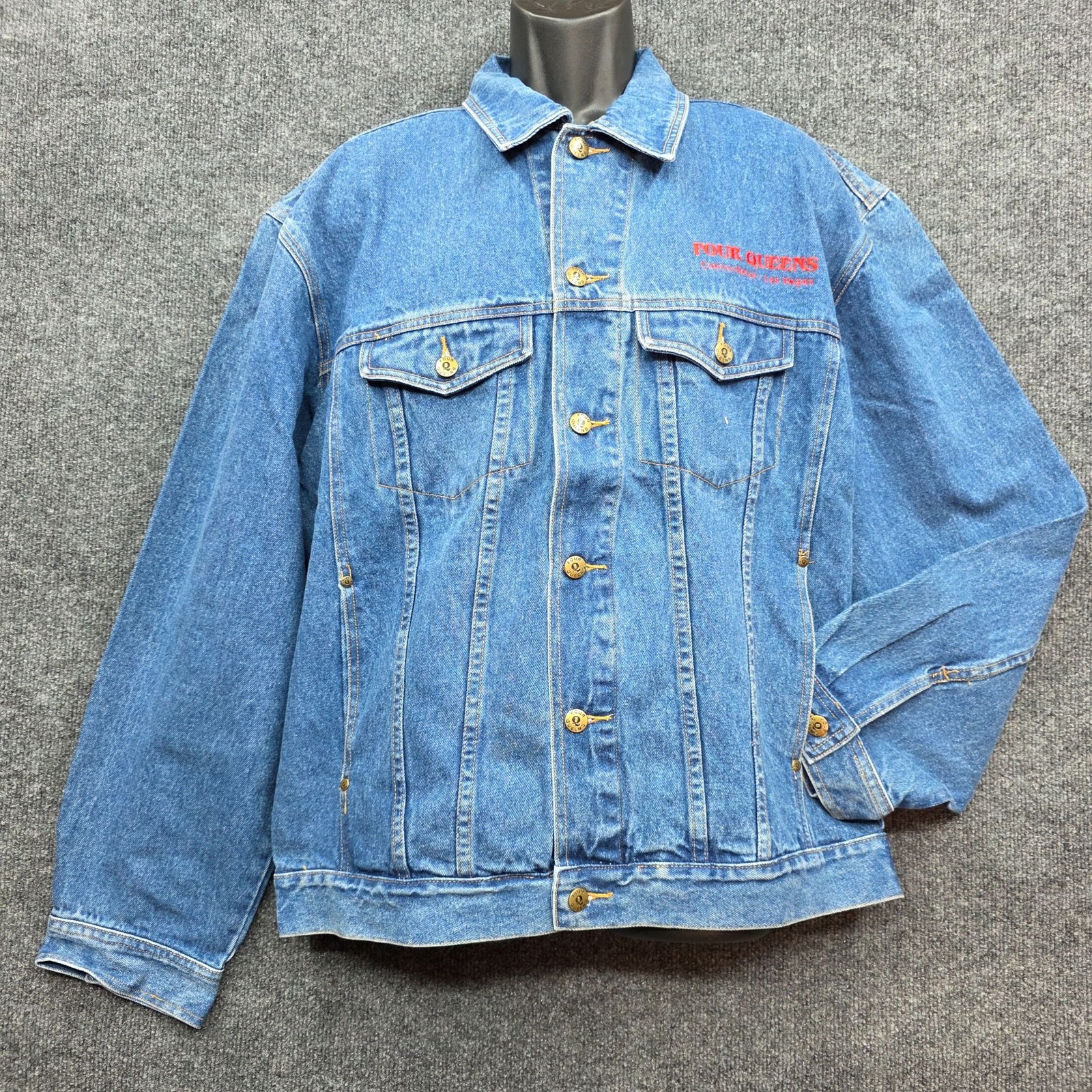 Vintage 90s Four Queens LV Casino Hotel XL Denim Trucker Jacket Deadstock Cards