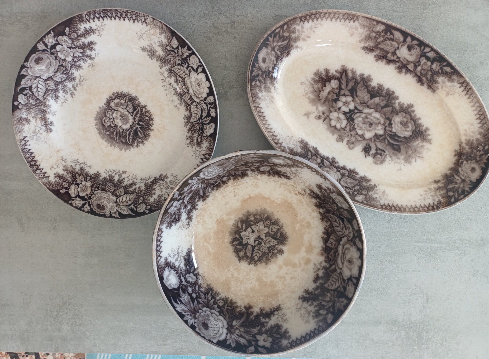 U&C Sarreguemines Late 800 Round Oval Plate And Garden Terrine