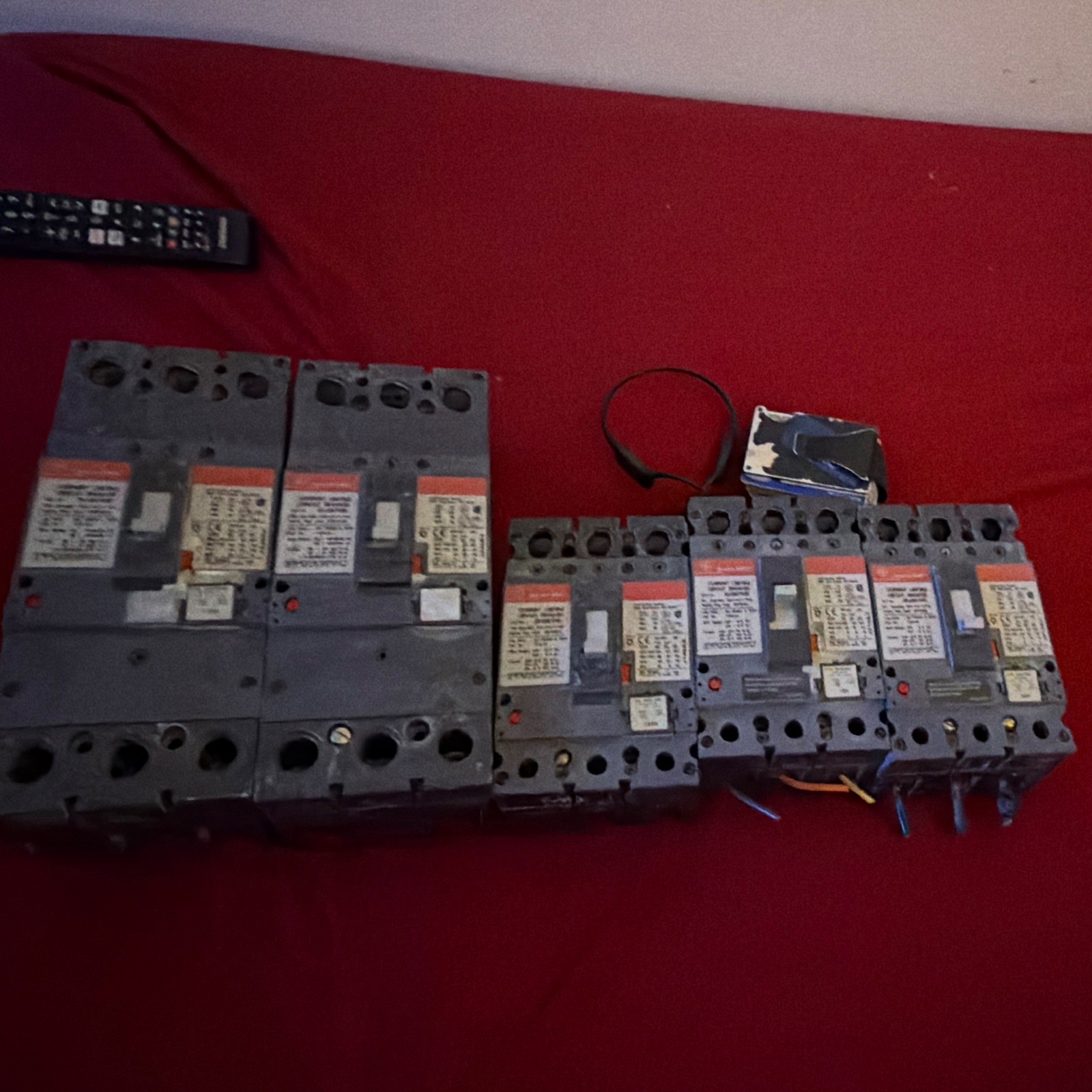 GE Spectra RMS Current Limiting Circuit Breaker Bundle sela36at