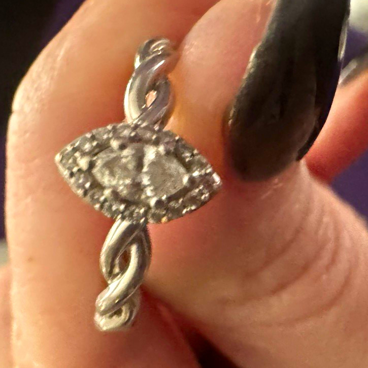 Kay Jewelers Hallmark Diamonds 10K White Gold Marquise Diamond Ring 0.20ctw 7