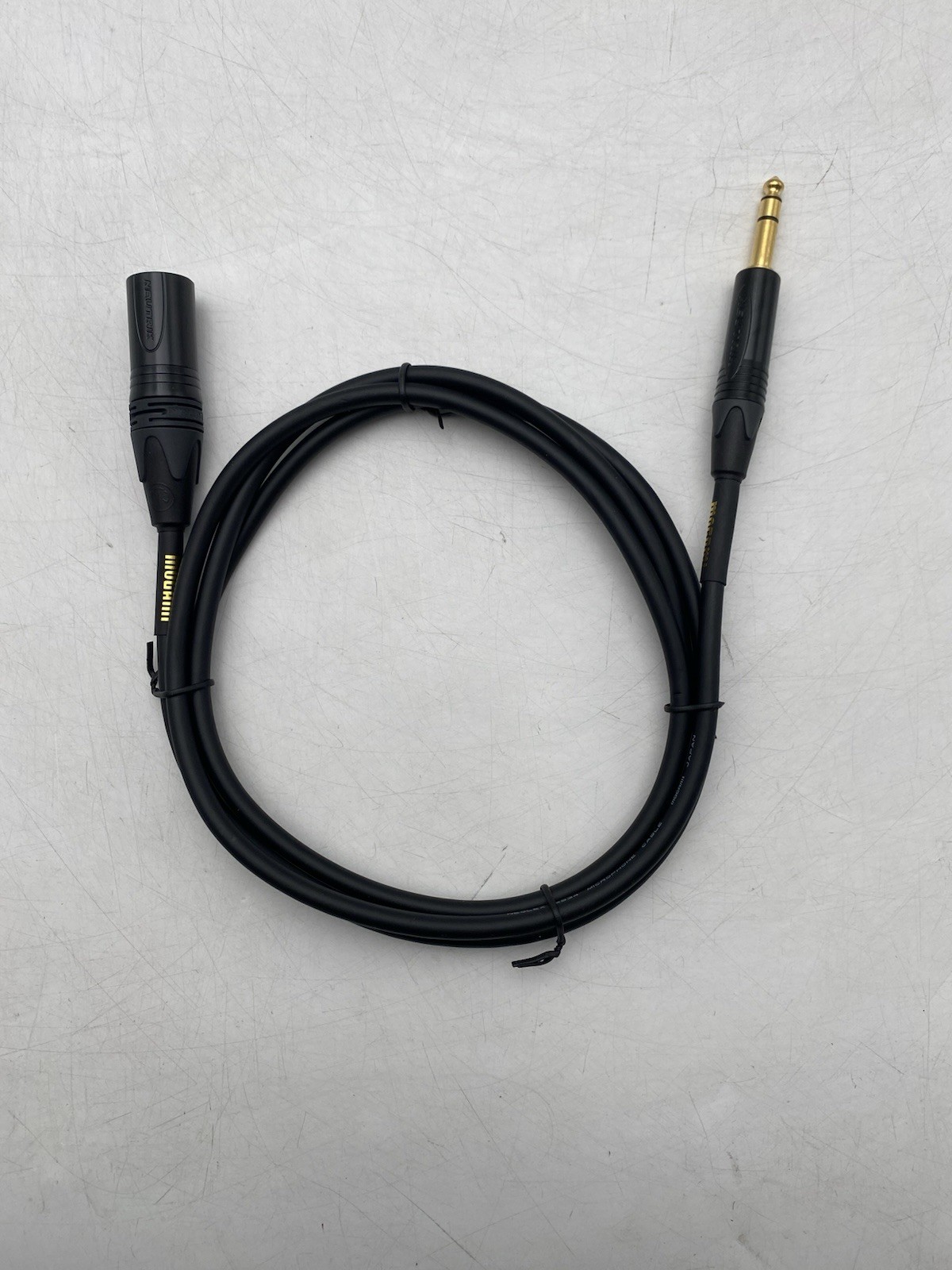 Mogami 6 FT Gold Male XLR to Neutrik TRS 1/4
