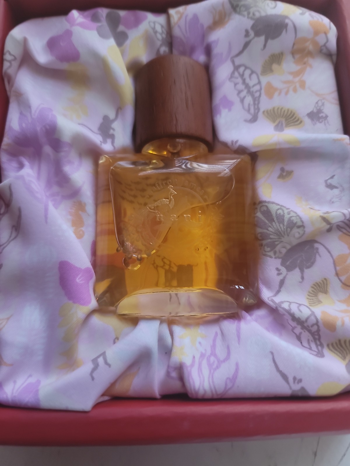 Saffron James Perfume 1oz Discontinued New 