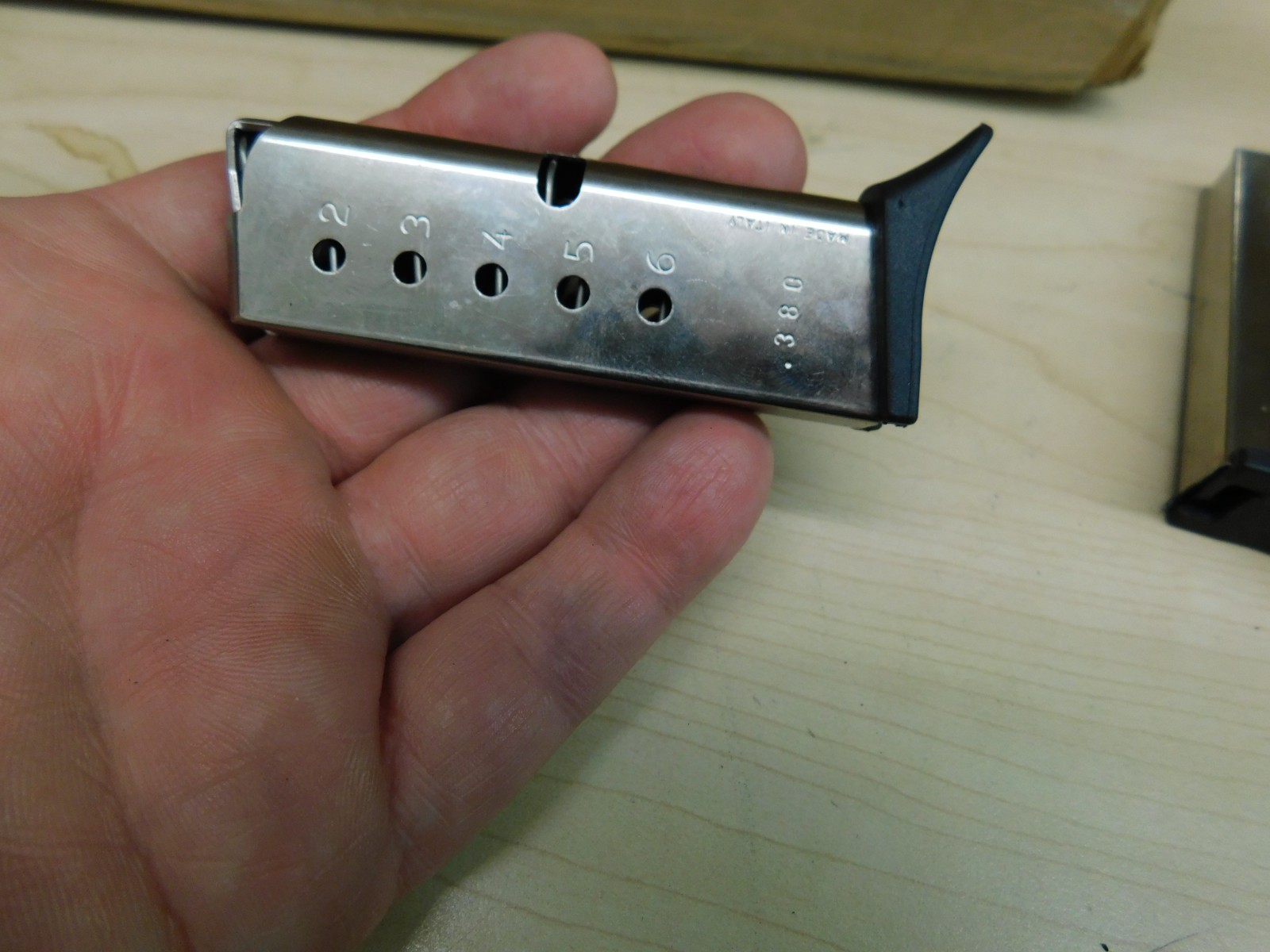 NEW 6rd magazine for Davis P380 P-380 in 380 ACP    (D142)