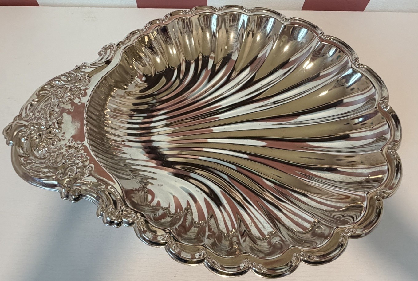 Vintage Leonard Silverplate Shell Serving Dish Tray Hong Kong 12” Ornate Scallop