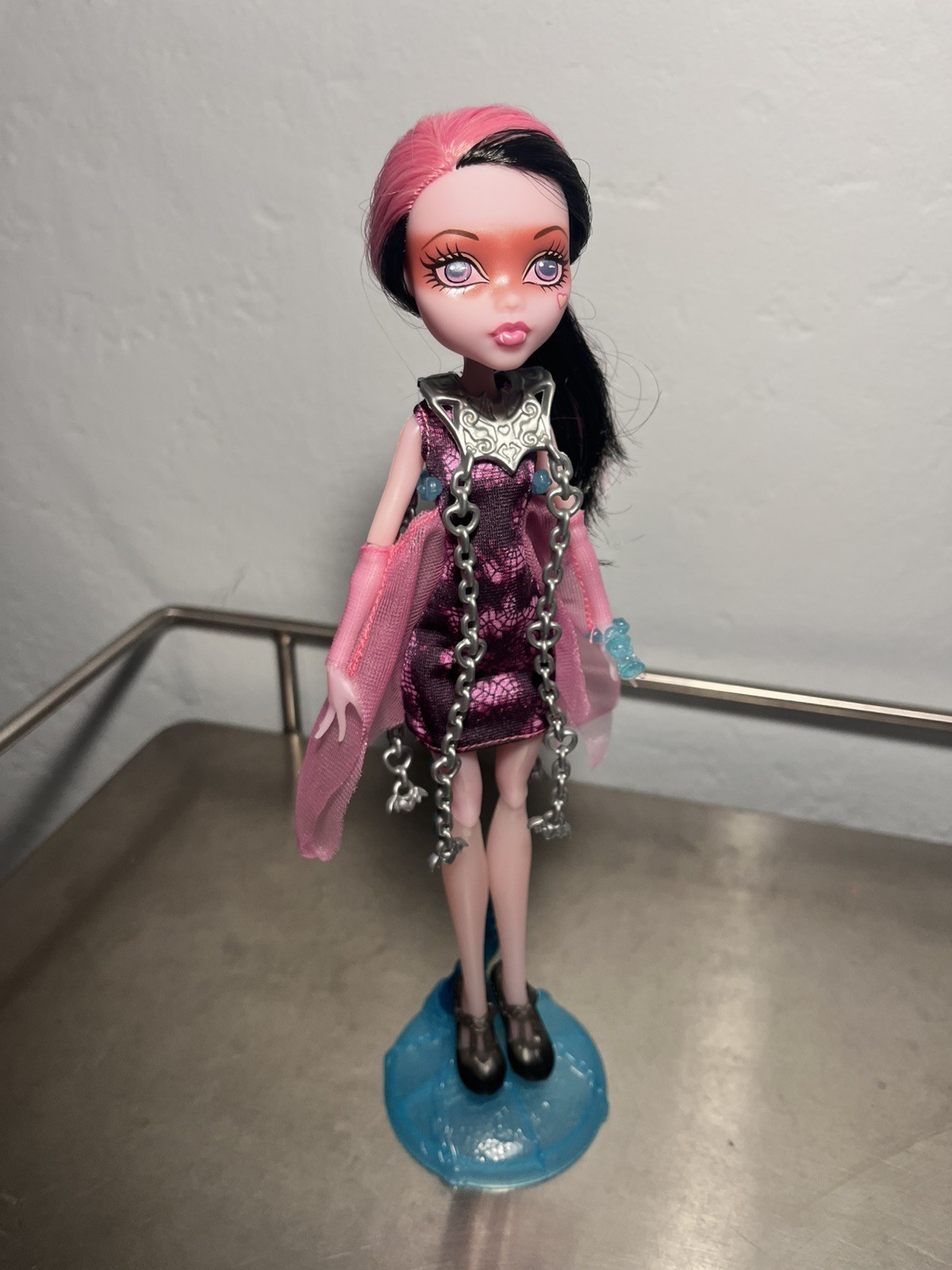 Monster High Haunted Getting Ghostly Draculaura *Complete*