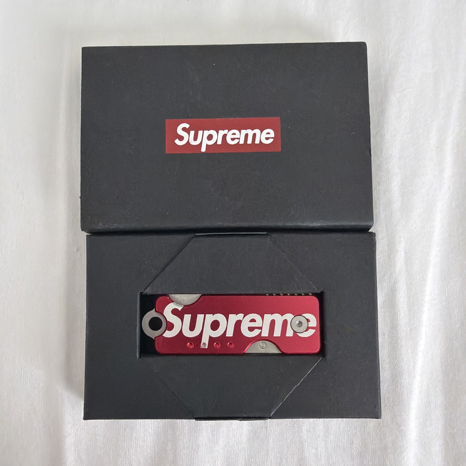 Supreme Quiet Carry Knife Red FW17 Supreme New York 2017 Brand New Free S&H