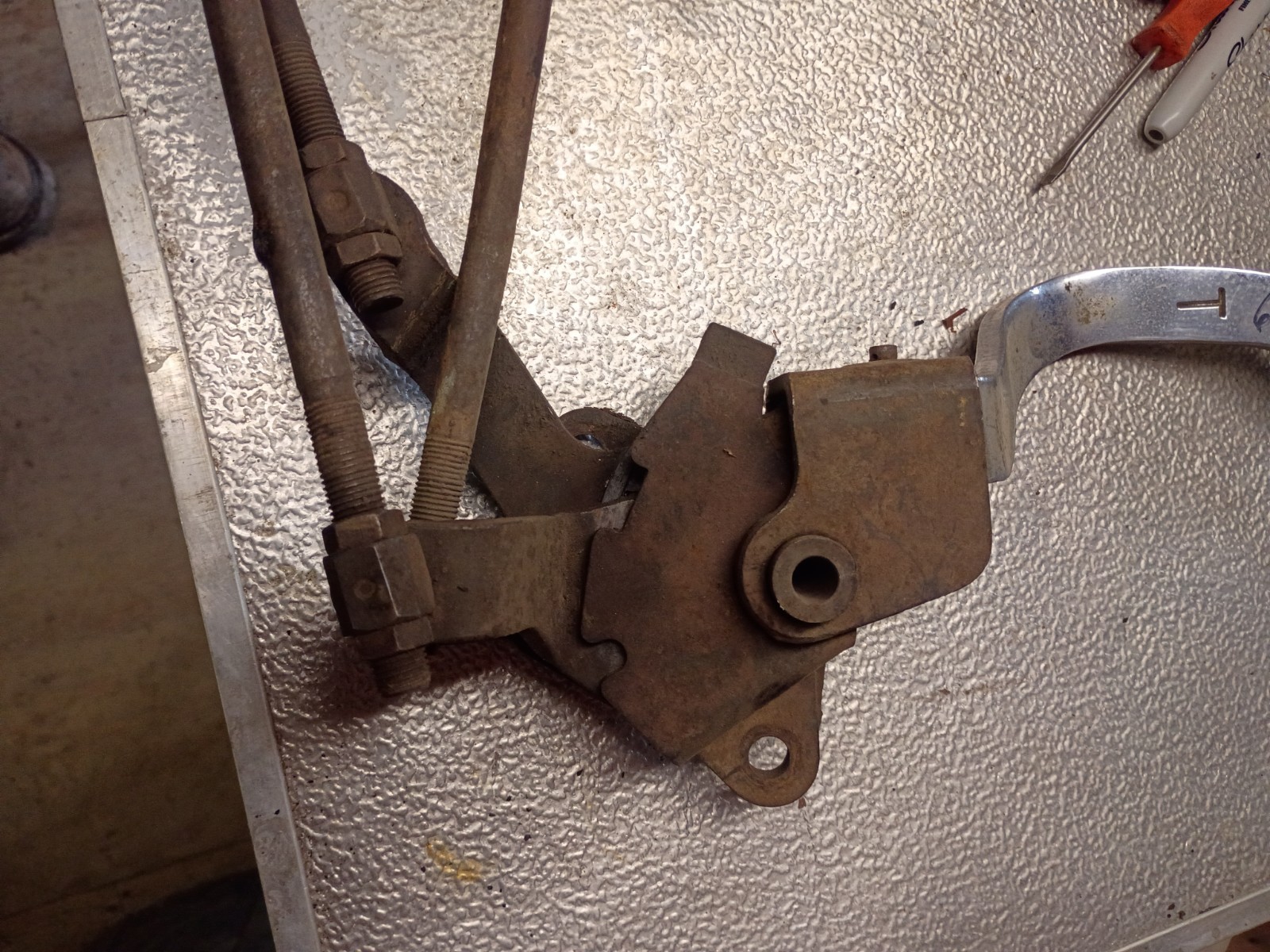 1968 68 1969 69 1970 70 71 Chevy II Nova SS ITM Muncie 4 speed shifter assembly 1968 68 1969 69 1970 70 71 Chevy II Nova SS ITM Muncie 4 speed shifter assembly