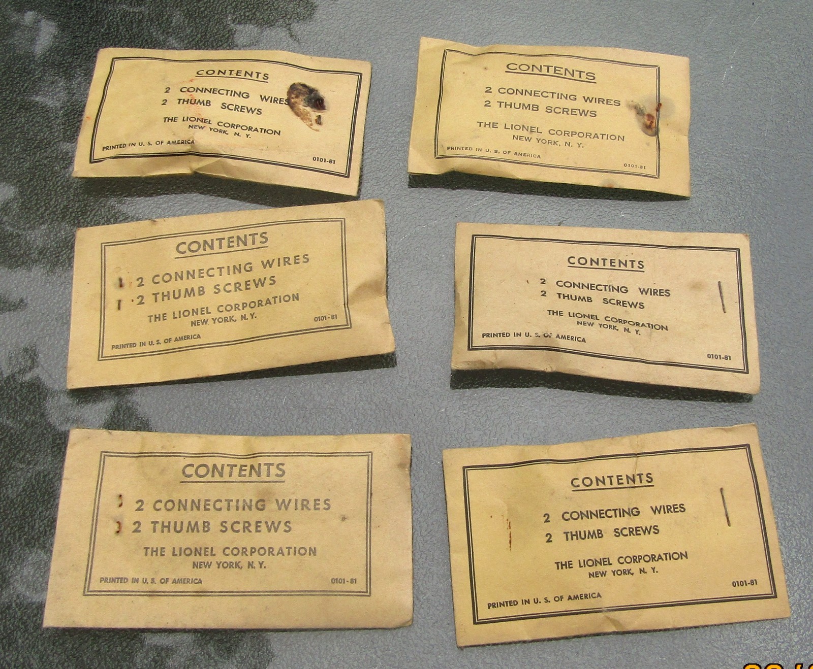 (6) Vintage Lionel #0101-81 Packets Connecting Wires And Thumb Screws UNUSED NOS