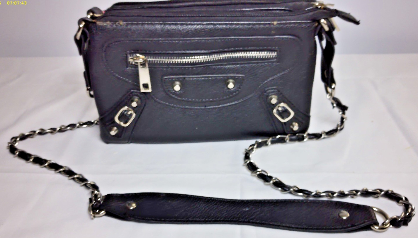 LANY Black Crossbody Purse Multi Compartment Zip Pocket Chain Strap Handbag