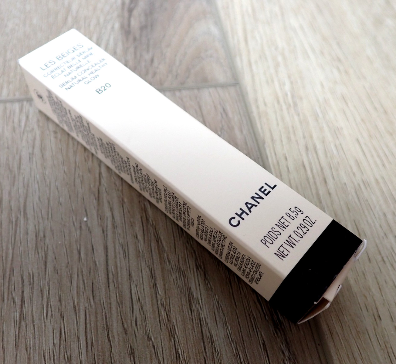 NEW CHANEL LES BEIGES SERUM CONCEALER NATURAL HEALTHY GLOW B20 .29 OZ CAMELLIA
