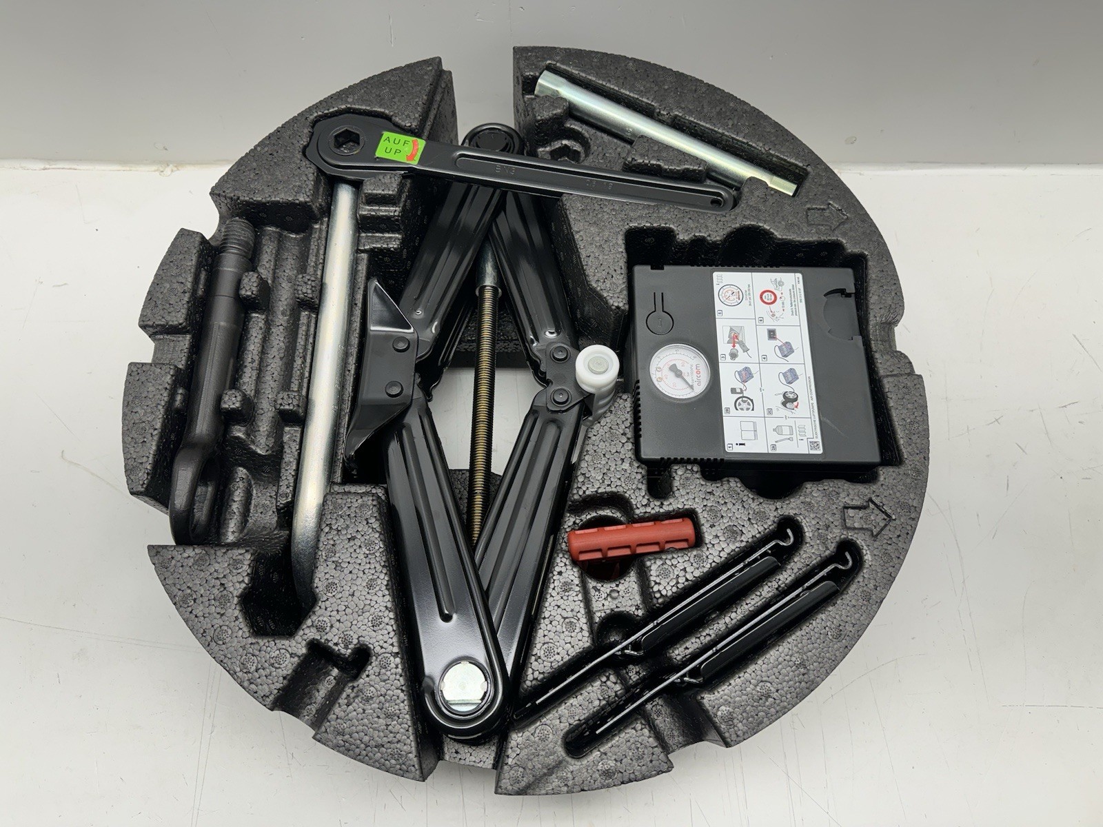 19-24 PORSCHE Cayenne 992 Spare Tire & Jack w/ Tools & Foam Holders Boxes OEM