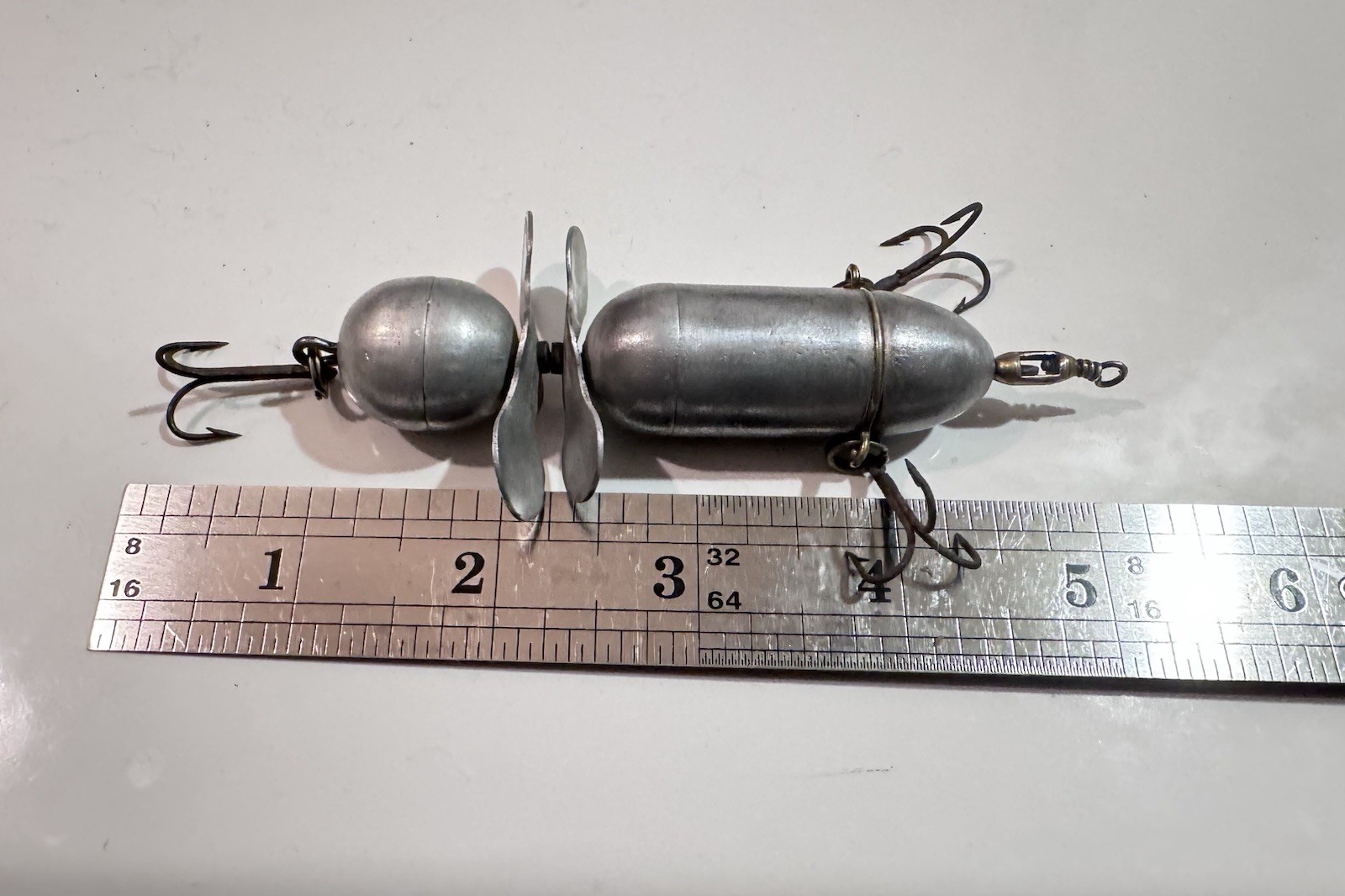 Shakespeare Vintage Topwater Metal Fishing Lure Treble Hooks Freshwater Shakespeare Vintage Topwater Metal Fishing Lure Treble Hooks Freshwater