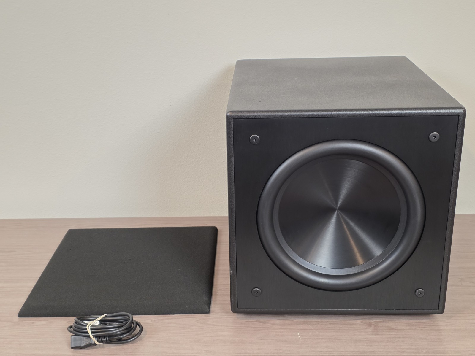 James Loudspeaker EMB-1200 Powered Subwoofer - TESTED W/DEMO