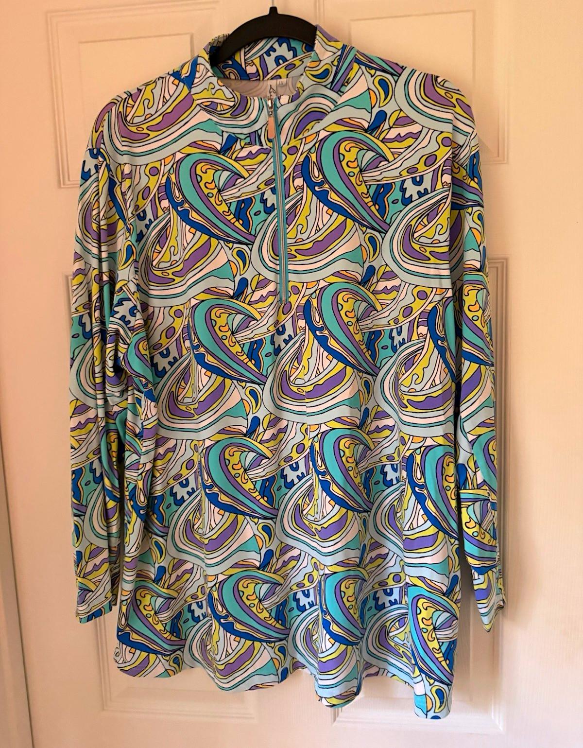 Lulu B Women’s Plus 1X rare Multicolor Paisley Mock Neck 3/4 Zip full sleeves