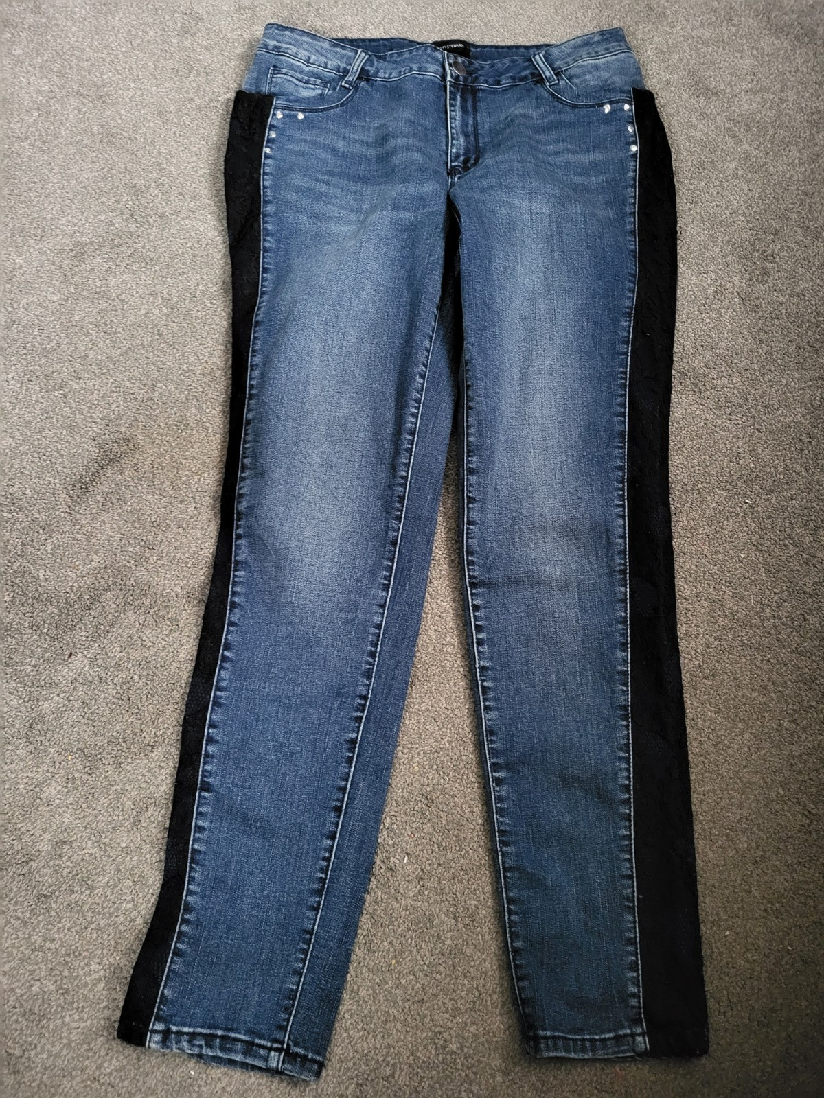 Women\'s Ashley Stewart Lace Sided Dark Faded Straight Stretch Jeans Size 14 Women\'s Ashley Stewart Lace Sided Dark Faded Straight Stretch Jeans Size 14