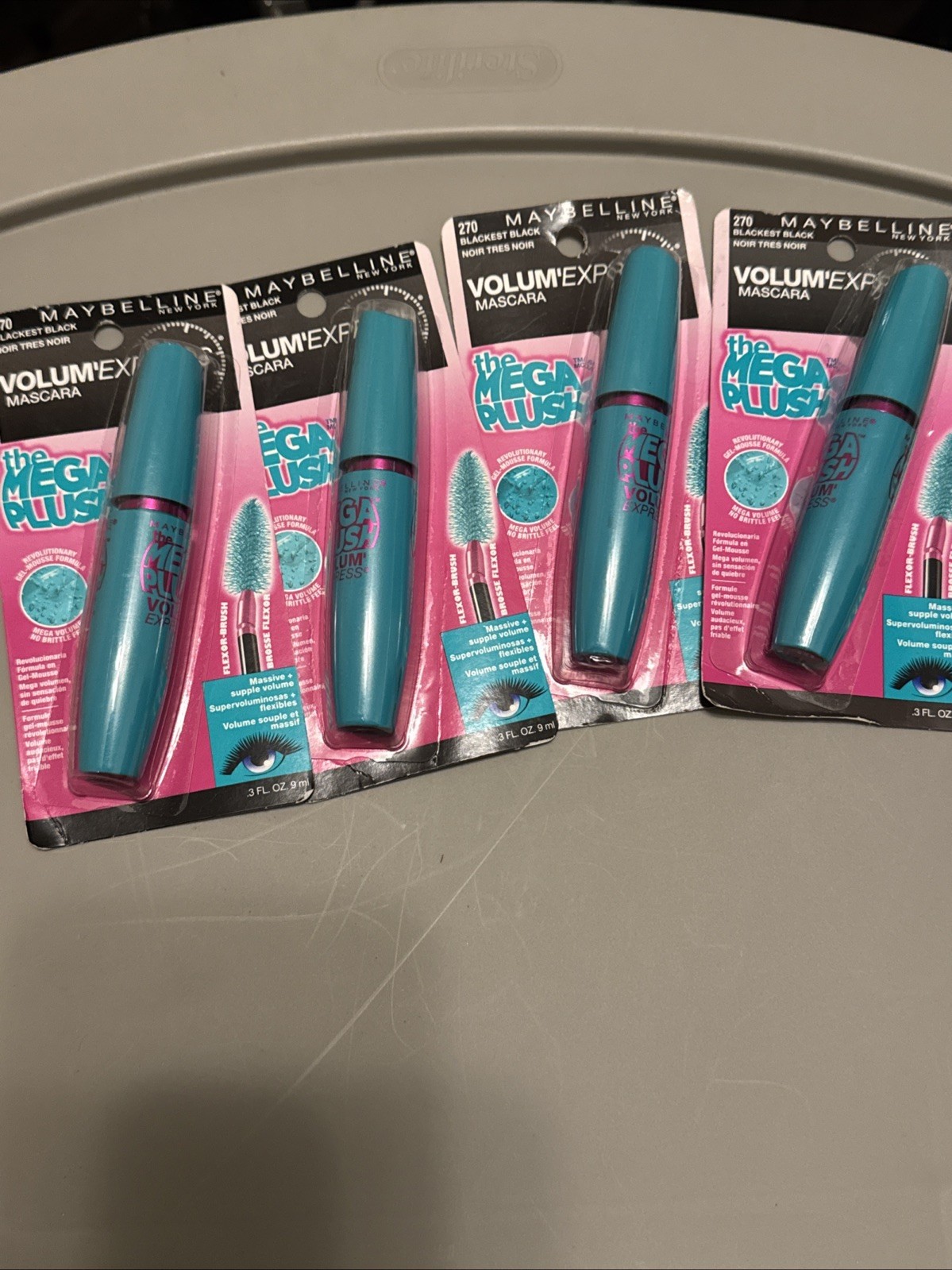 270 MAYBELLINE Volume Express Mega Plush Mascara Blackest Black Washable, 4 pack