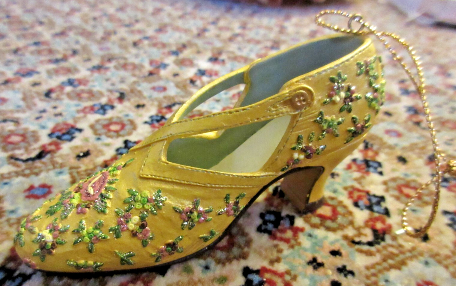 Metropolitan Museum of Art MMA Shoe Ornament Gold Floral Heels Metropolitan Museum of Art MMA Shoe Ornament Gold Floral Heels