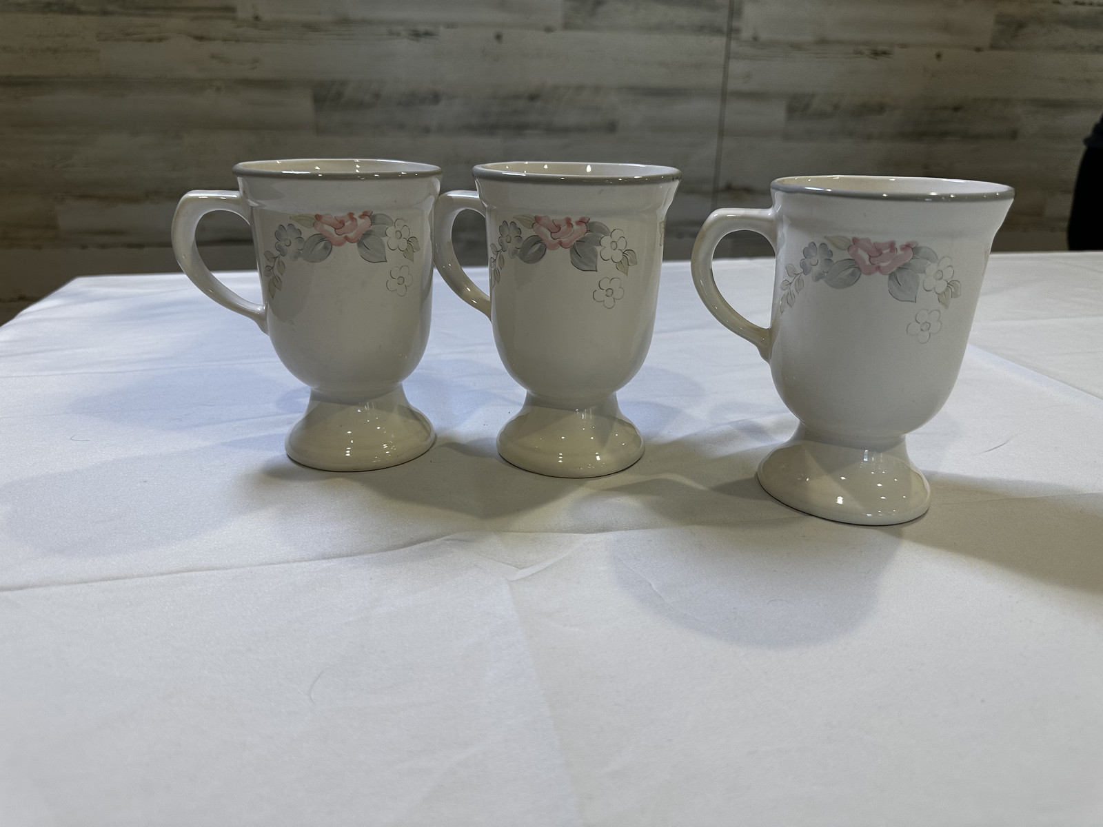 Vintage Pfaltzgraff Wyndham Collection 3 - Pedestal Mugs Floral Rose Set Tea