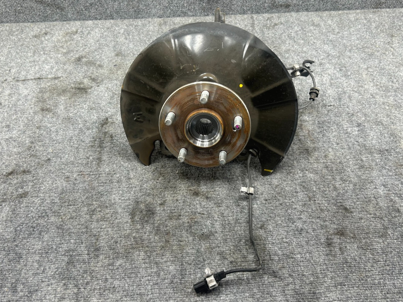 HONDA HR-V SPORT 23-26 OEM AWD FRONT RIGHT SIDE RH SPINDLE KNUCKLE WHEEL HUB 28K