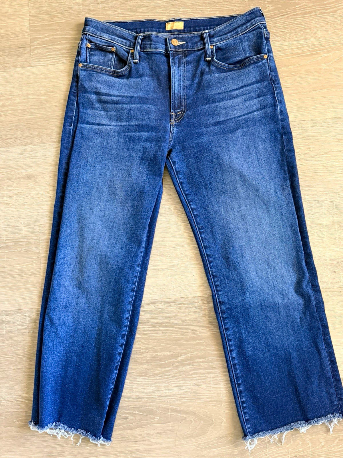 MOTHER Lil Mid Rise Rambler Jeans Sz 31 “Taking Chances” Wash Frayed Hem EUC