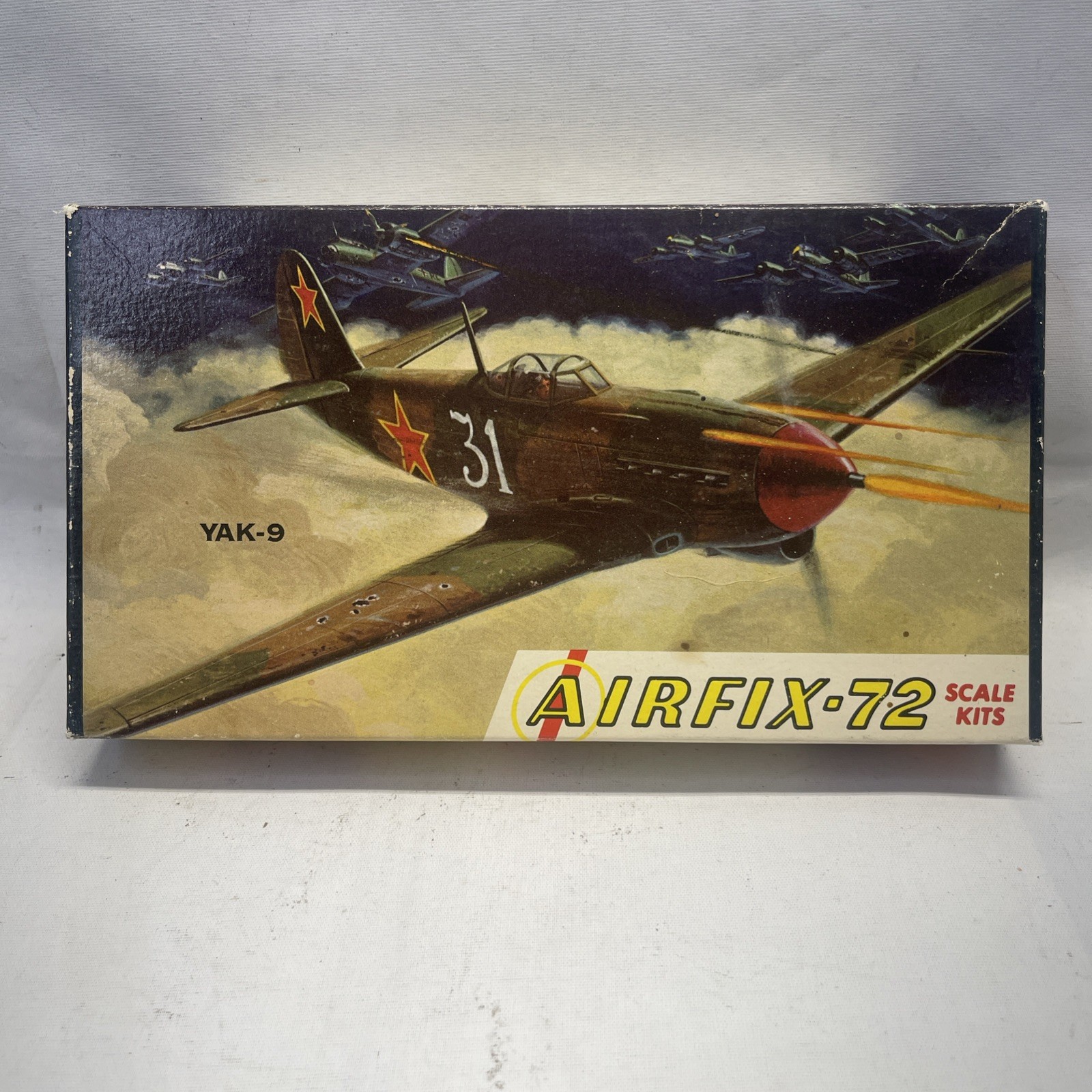 Airfix 1204-50 YAK-9 Model 1/72 Scale Model Kit . Vintage Airfix 1204-50 YAK-9 Model 1/72 Scale Model Kit . Vintage