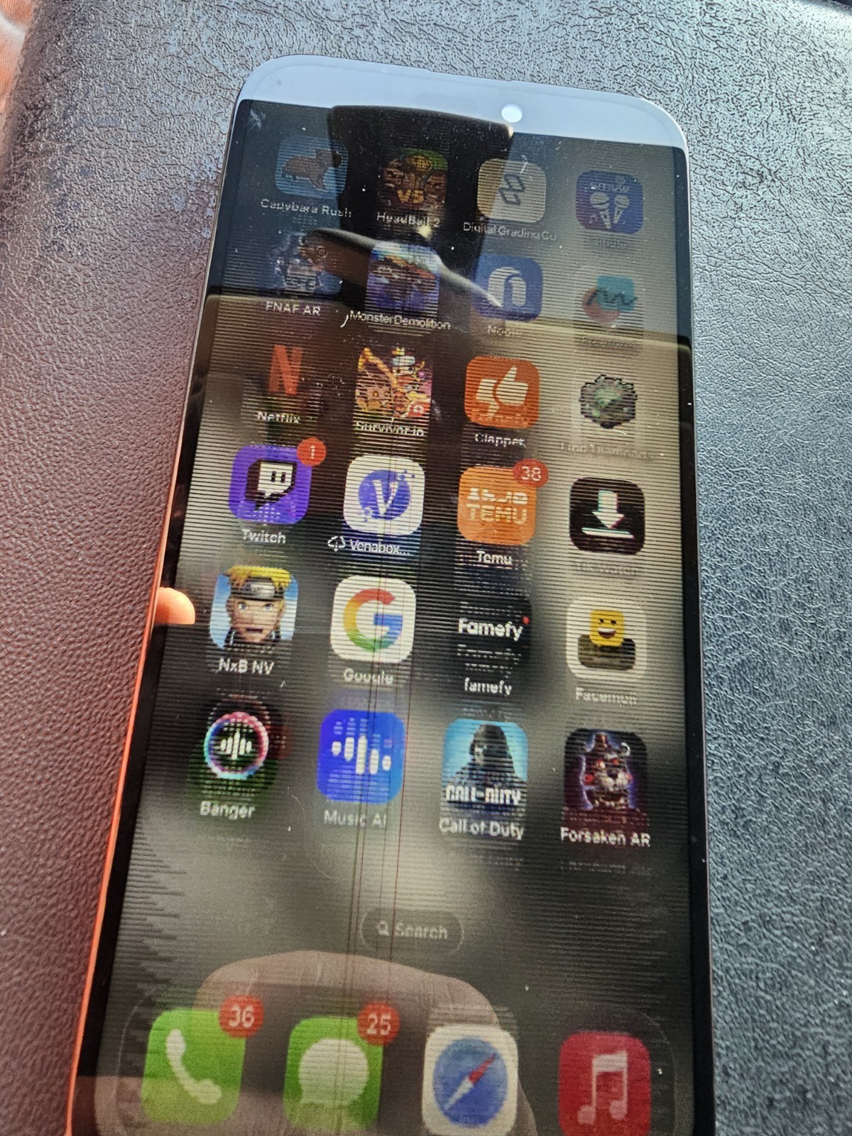 Iphone 15 Pro Max screen flickers
