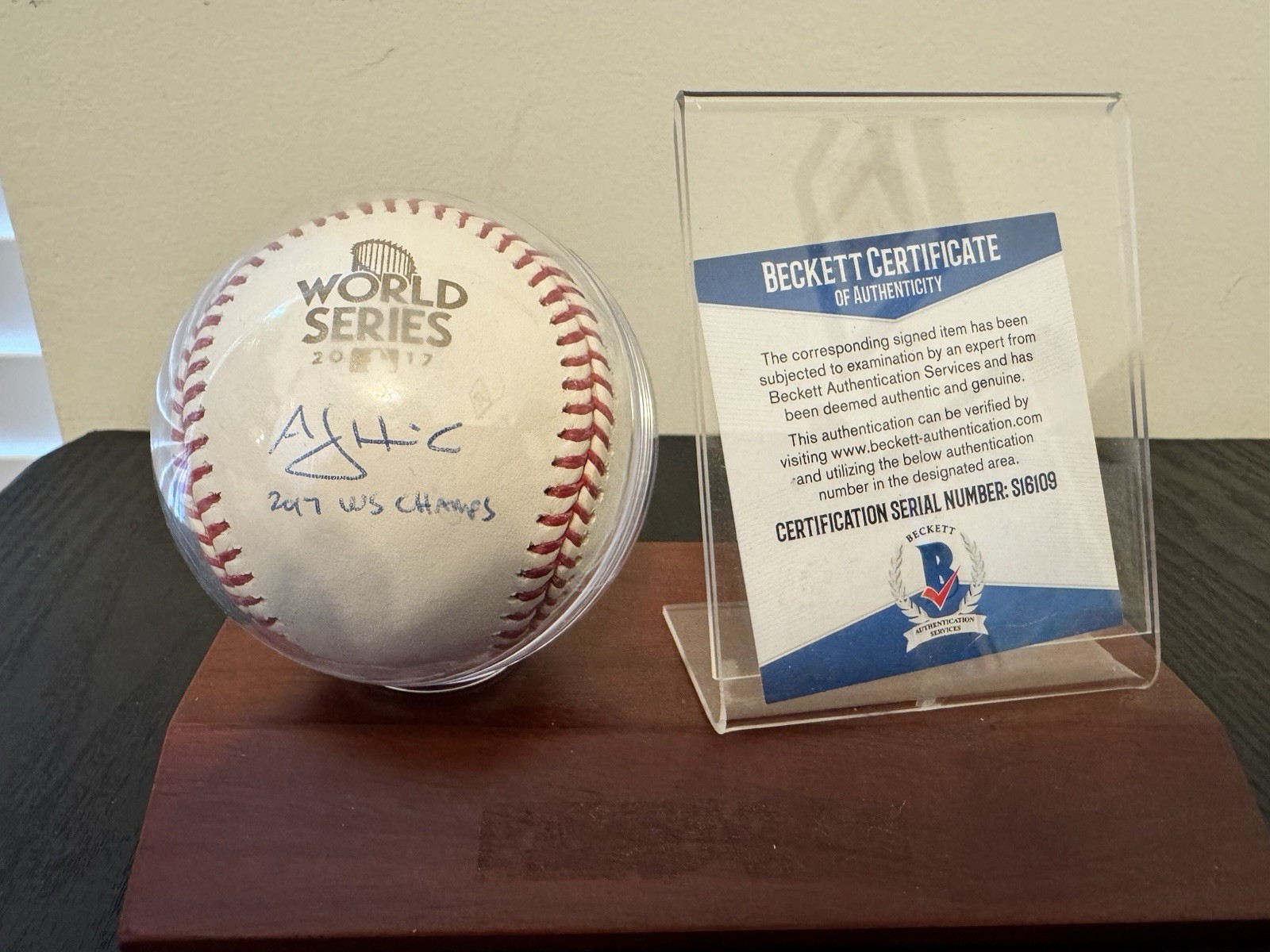 A. J. Hinch Signed Official 2017 World Series MLB Baseball Beckett COA Astros