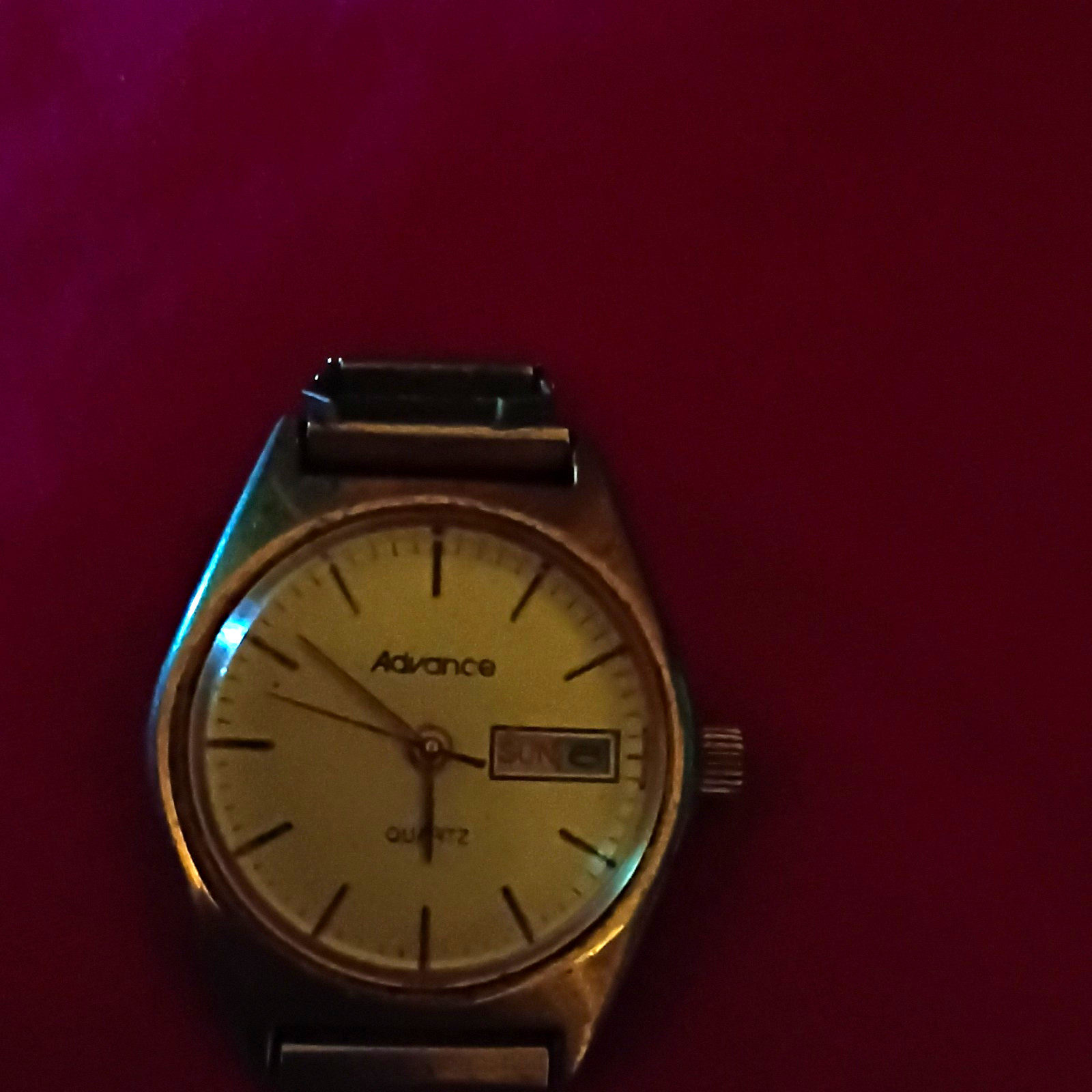 Advance Quartz Analog Day/Date Wristwatch Silver Dial Gold Tone Black Leather