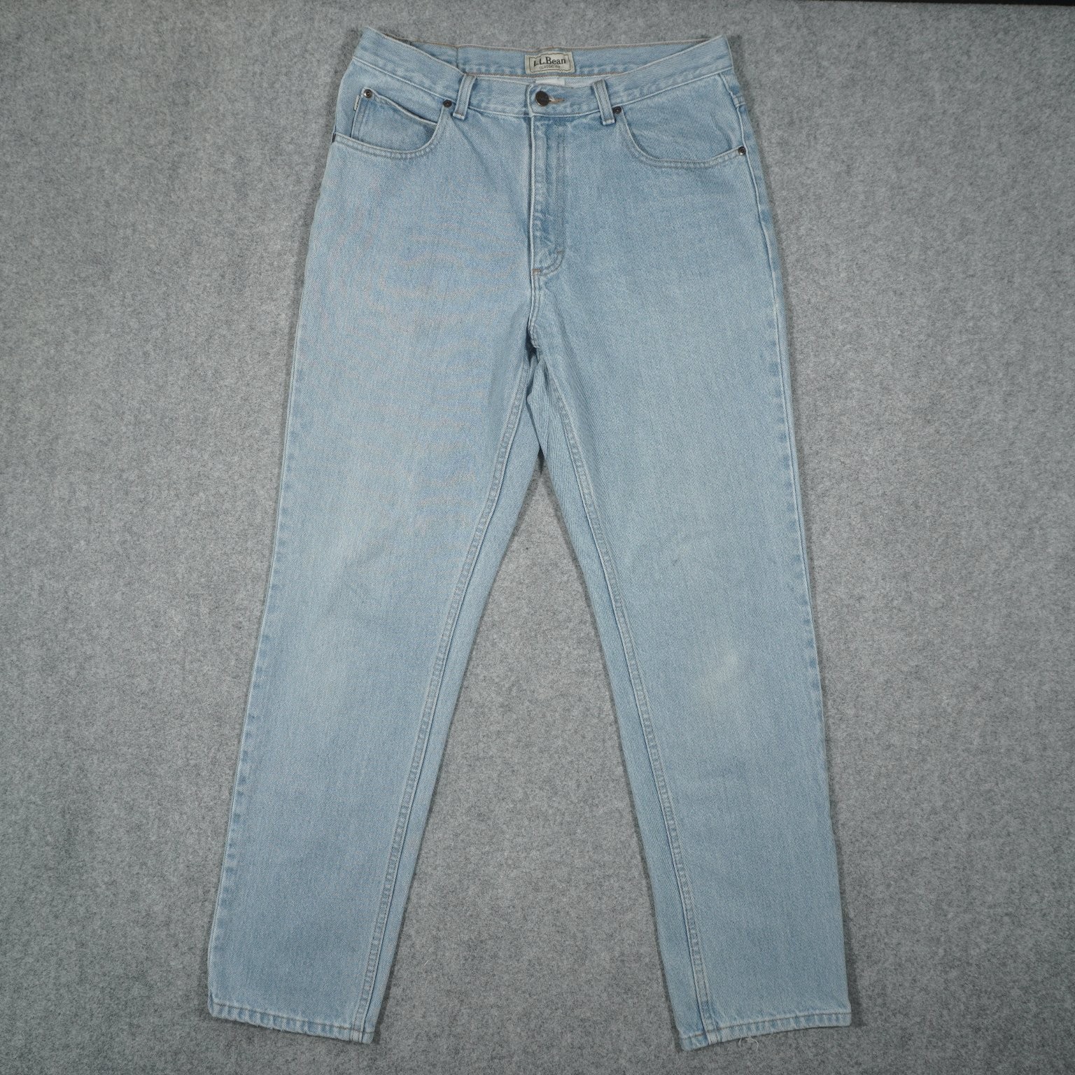 L.L.Bean Jeans Men\'s Light Wash 33x32 100% Cotton Denim Classic Fit L.L.Bean Jeans Men\'s Light Wash 33x32 100% Cotton Denim Classic Fit