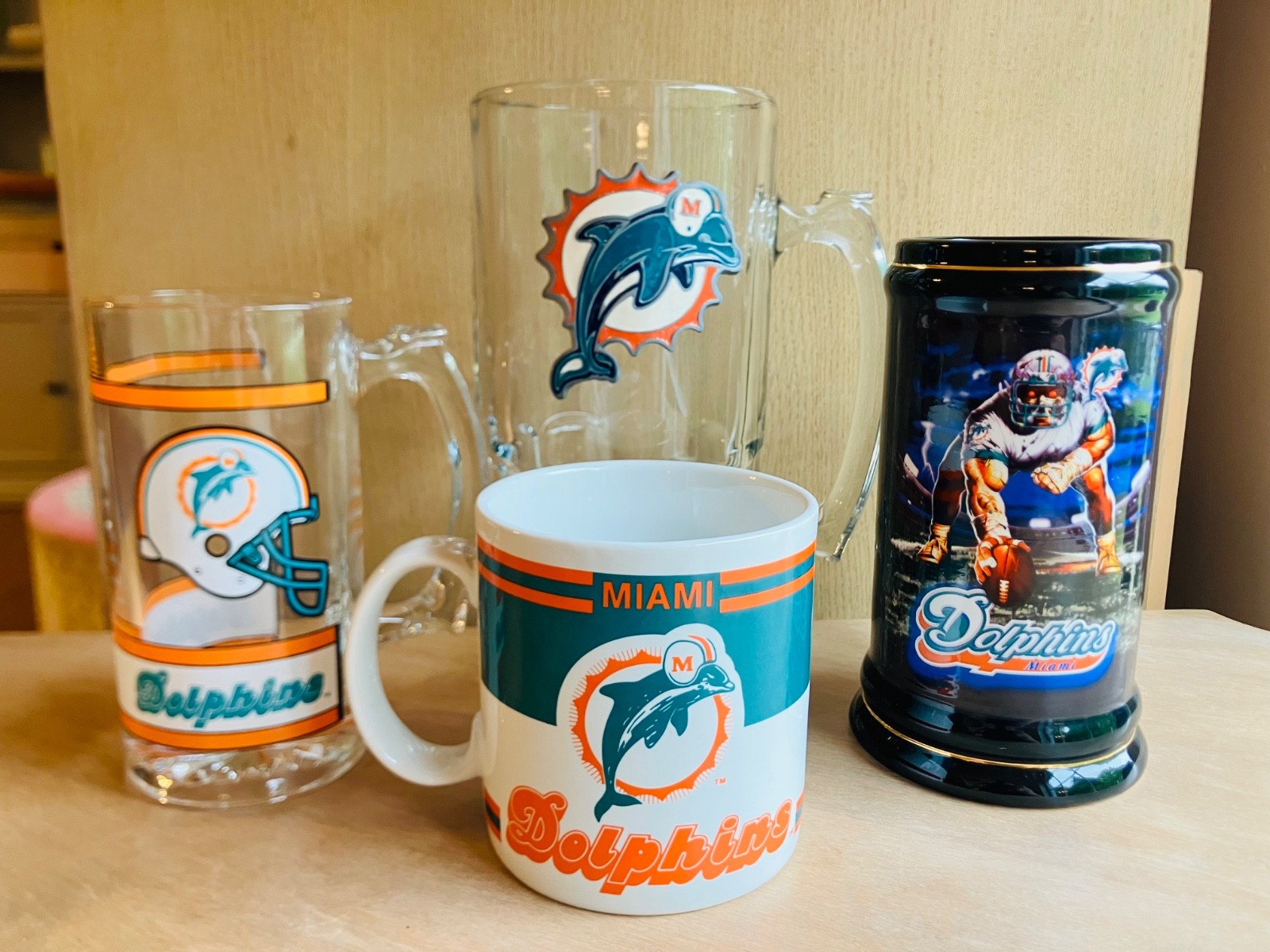 Vintage 1980s-90s Miami Dolphins Logo Double Sided Mug And Glasses Vintage 1980s-90s Miami Dolphins Logo Double Sided Mug And Glasses