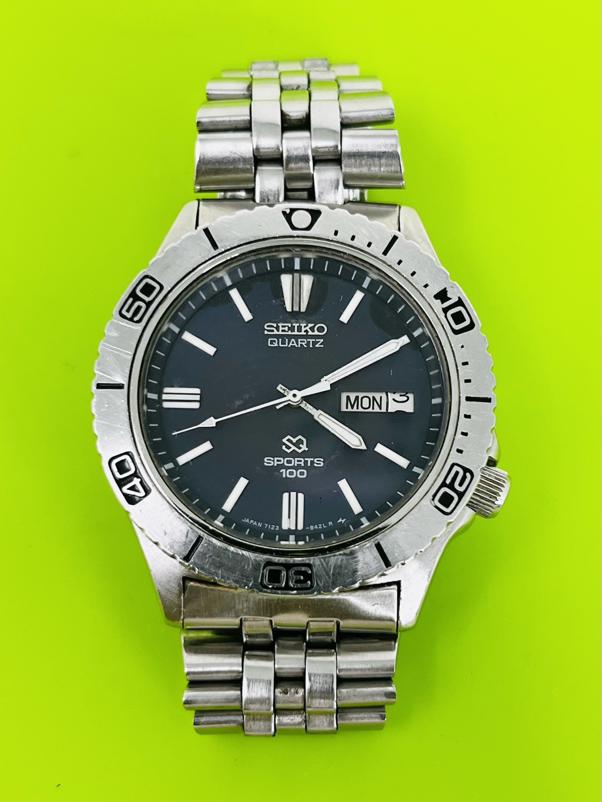 Seiko SQ SPORTS 100 A7123-8380 Diver's Watch with Original Bracelet (April 1980)