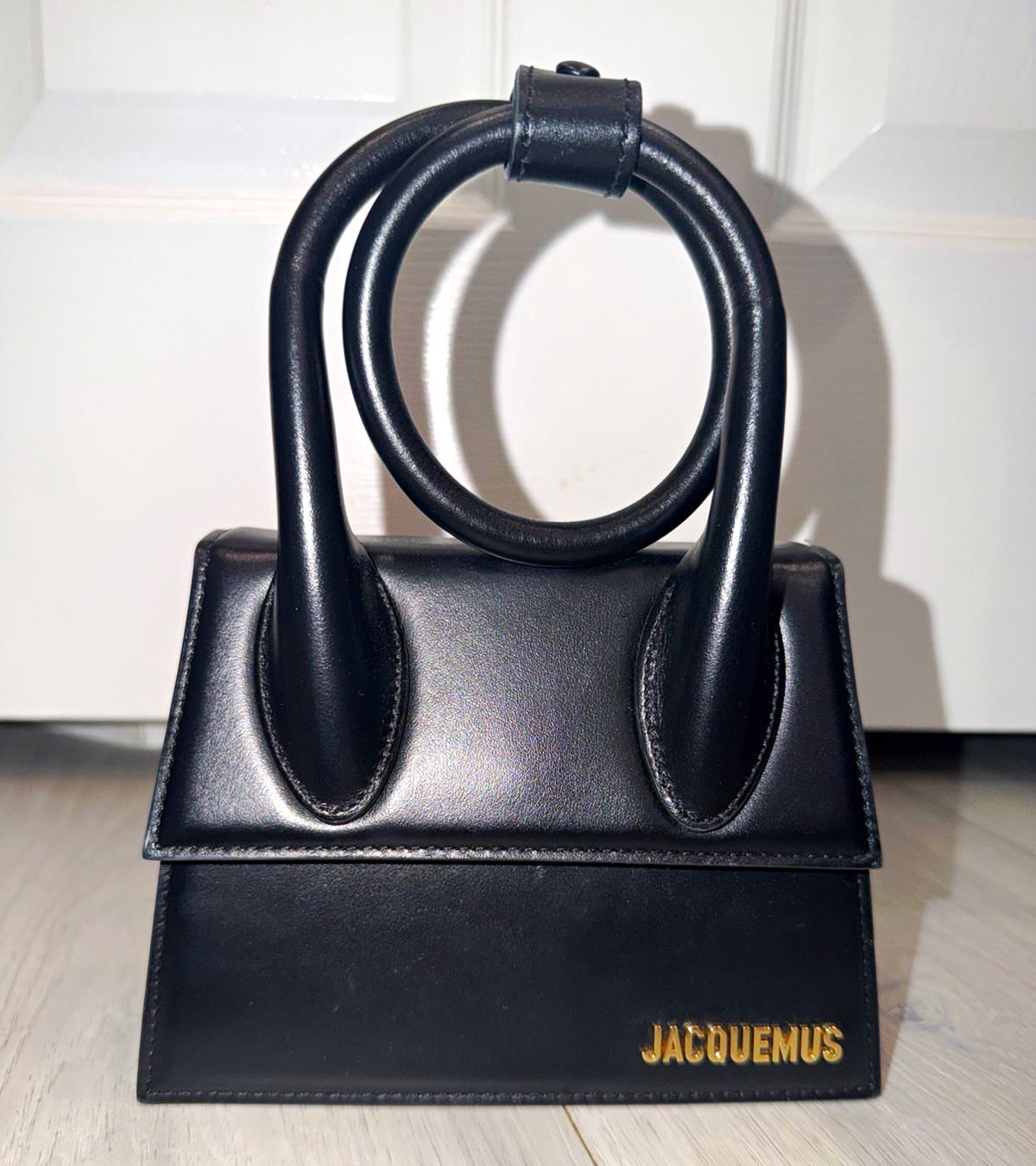 Jacquemus Le Chiquito Noeud (The Knot Chiquito), with strap-Excellent Condition