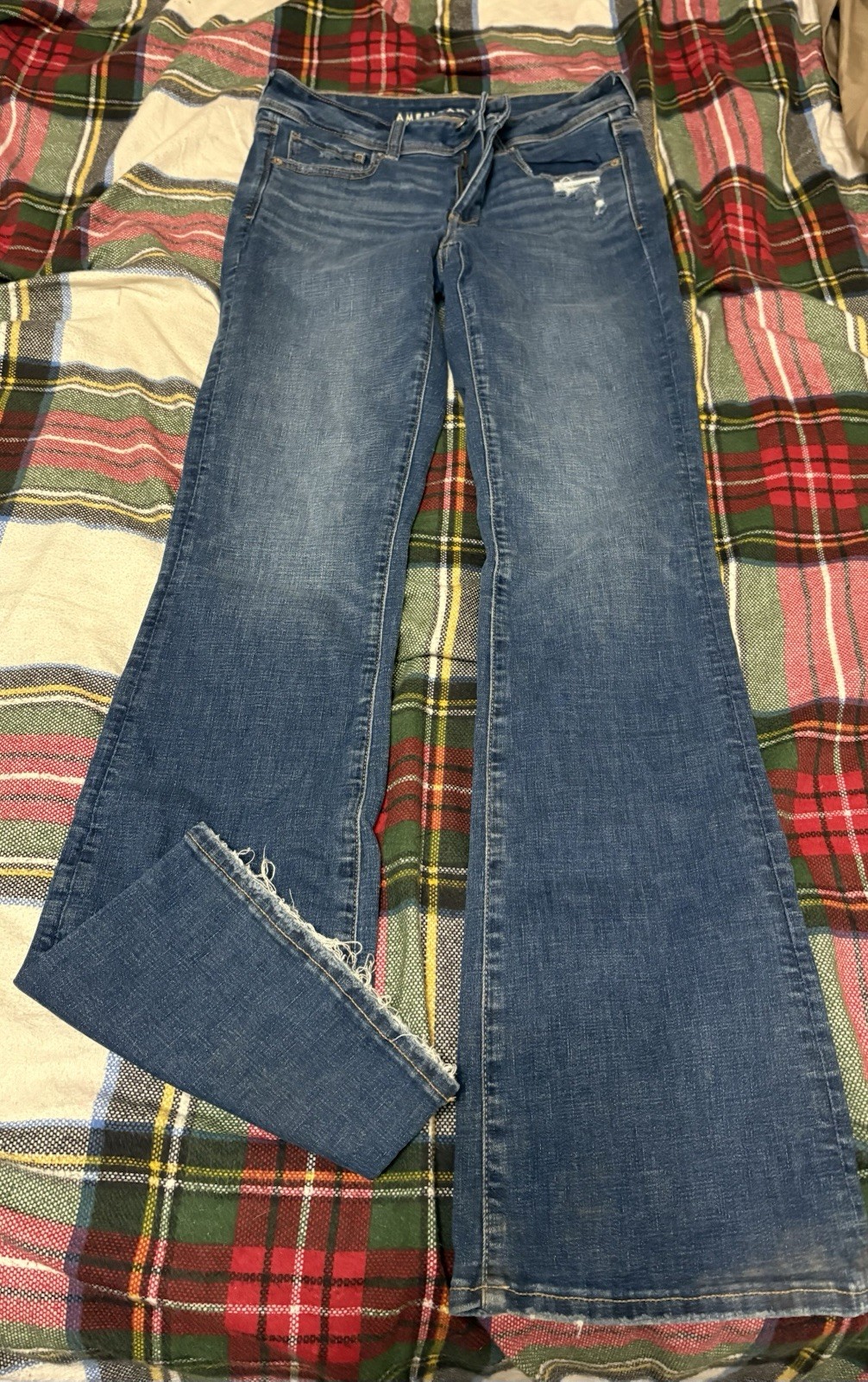 Women’s American Eagle Blue Flare Jeans Mid Rise Size 6 Long