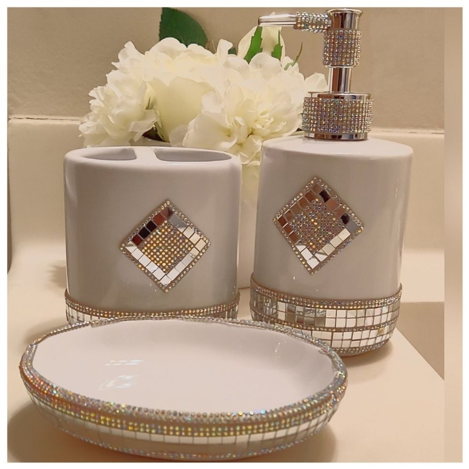 Bling White Ceramic Bling Bathroom Set Bling White Ceramic Bling Bathroom Set