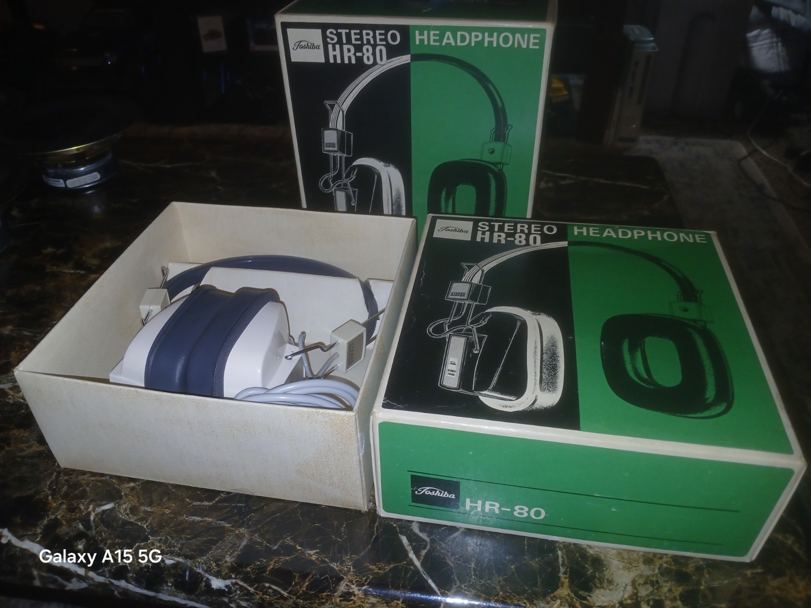 Pair Of Vintage Toshiba HR-80 Stereo Headphones NOS VERY NICE 1960s/ Early 70s Pair Of Vintage Toshiba HR-80 Stereo Headphones NOS VERY NICE 1960s/ Early 70s