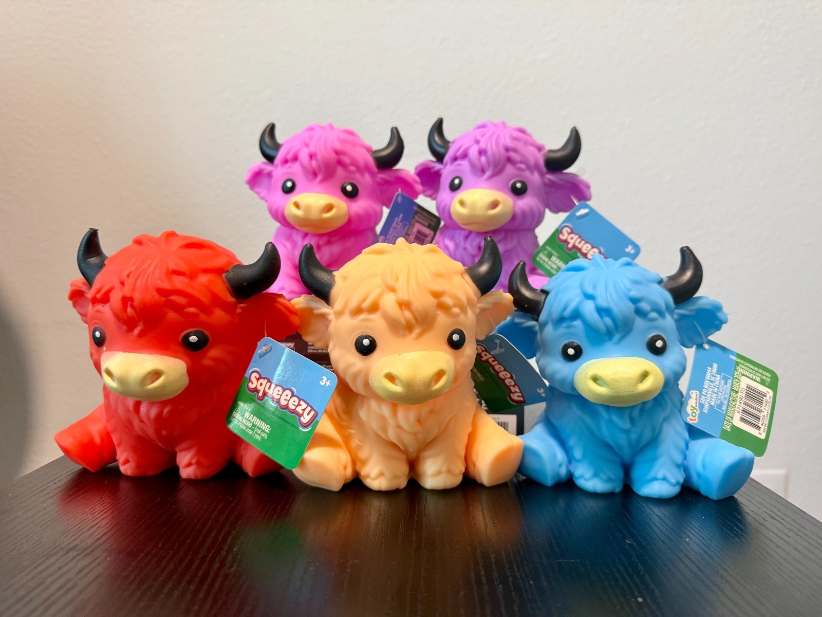 Sunny Days Squeeezy Highland Cow Fidget Toy Sunny Days Squeeezy Highland Cow Fidget Toy
