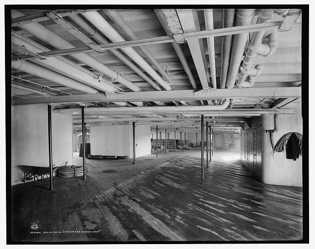 Photo:Cleveland Ohio 1908 Steamer City of Cleveland Main Deck Interior