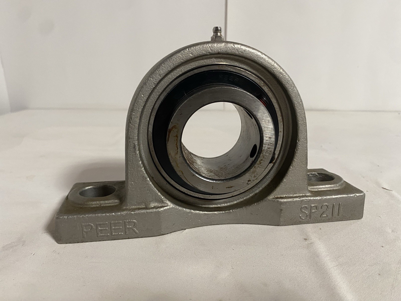 PEER SP211 PILLOW BLOCK BEARING UC211-32 For Shaft Diameter Of 2 Inch With Lock PEER SP211 PILLOW BLOCK BEARING UC211-32 For Shaft Diameter Of 2 Inch With Lock